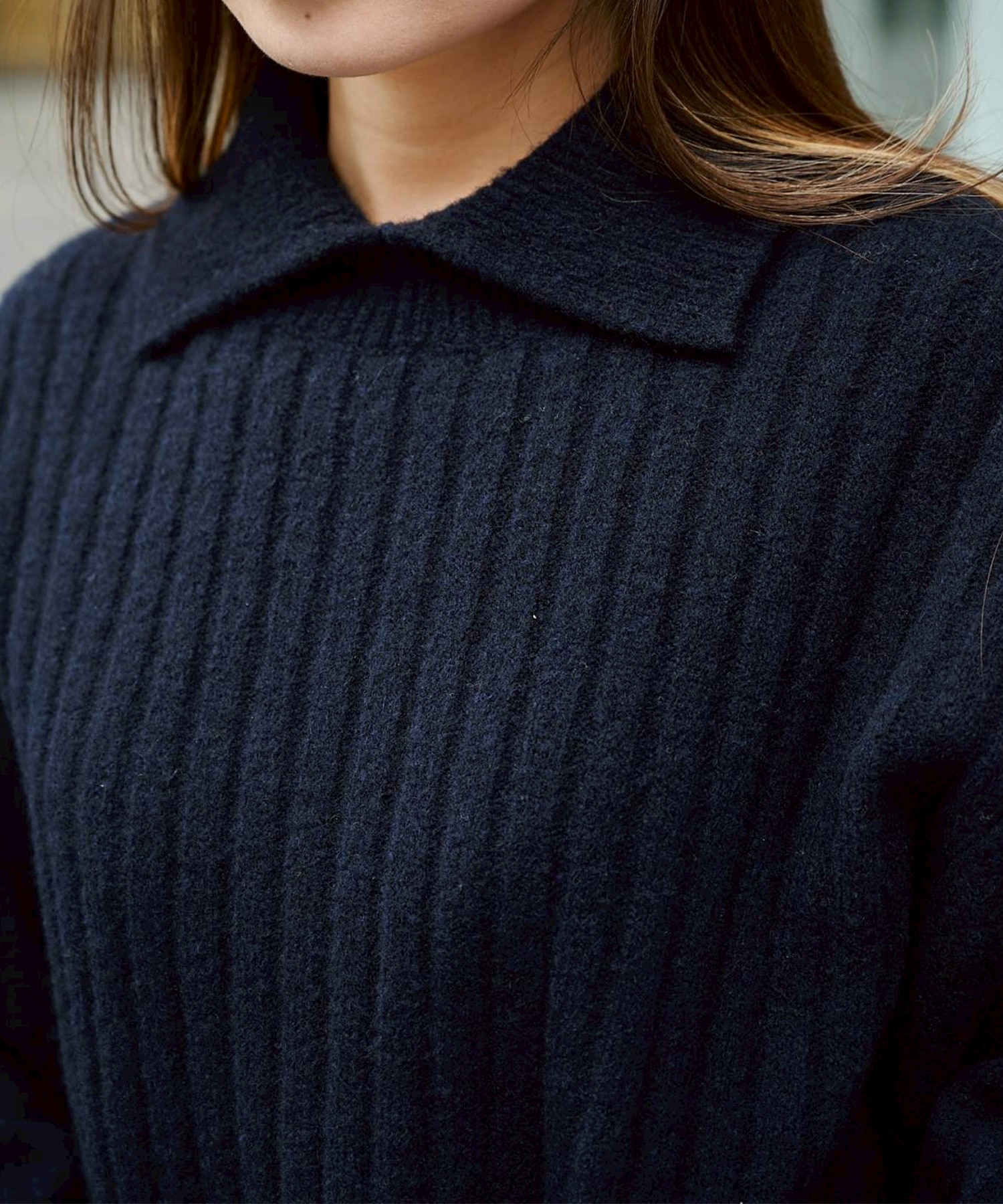 Cropped Collar Knit UJOH