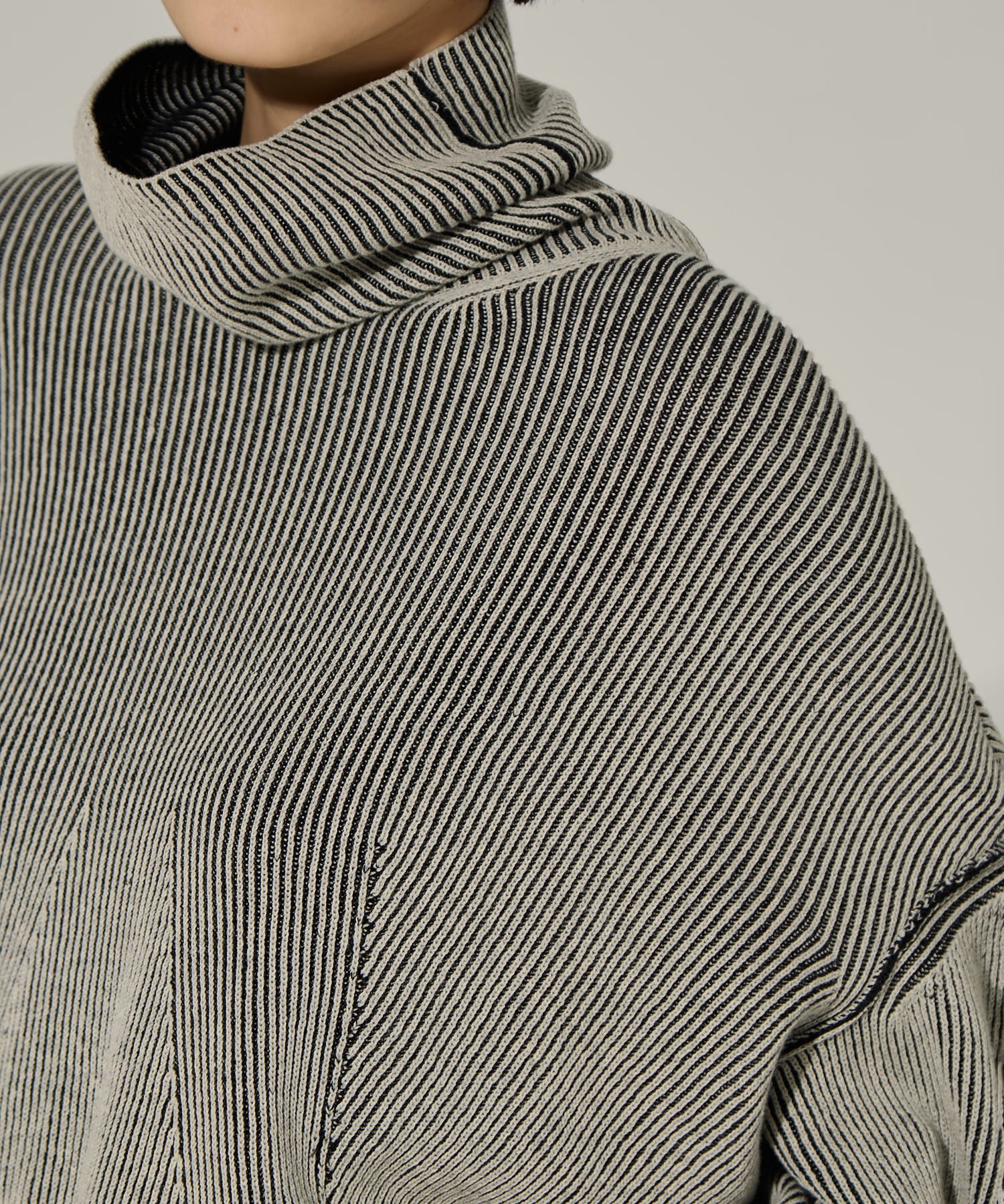 別注Dual face knit AKIKOAOKI