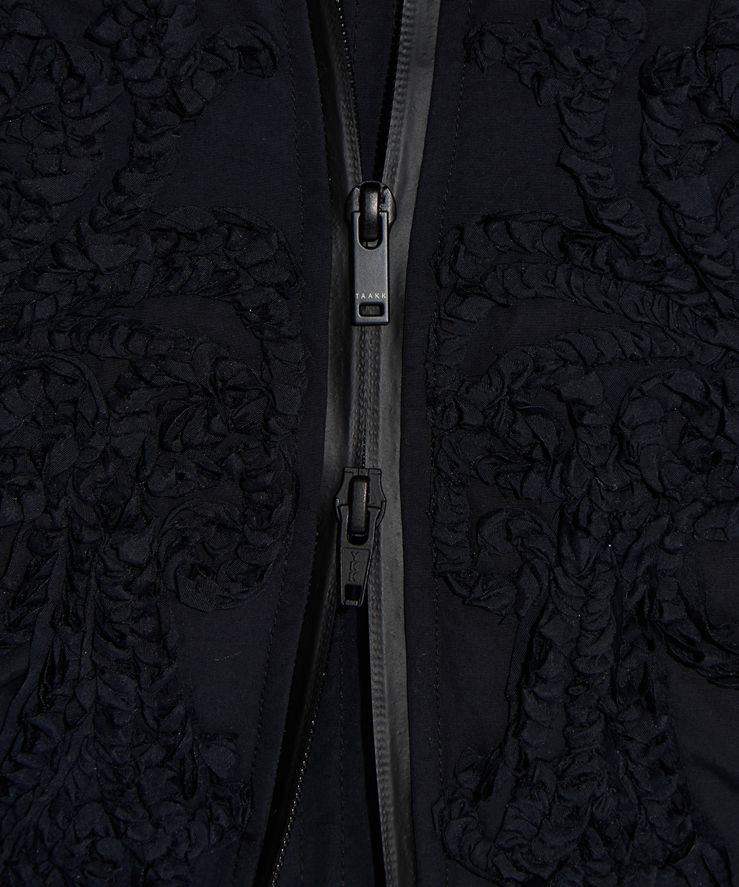 DOWN JACKET TAAKK