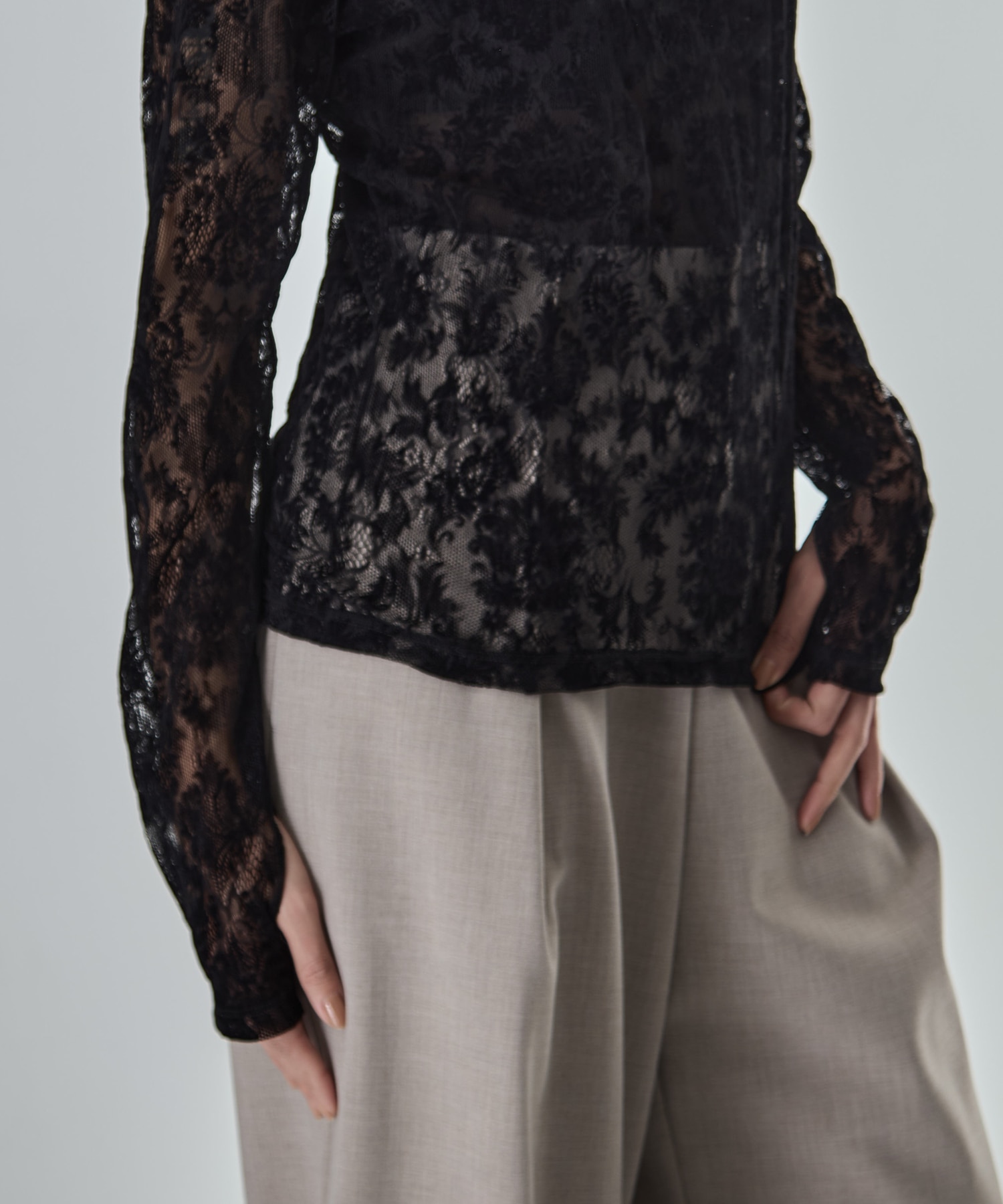Stretch Flocky Lace Top STUDIOUS