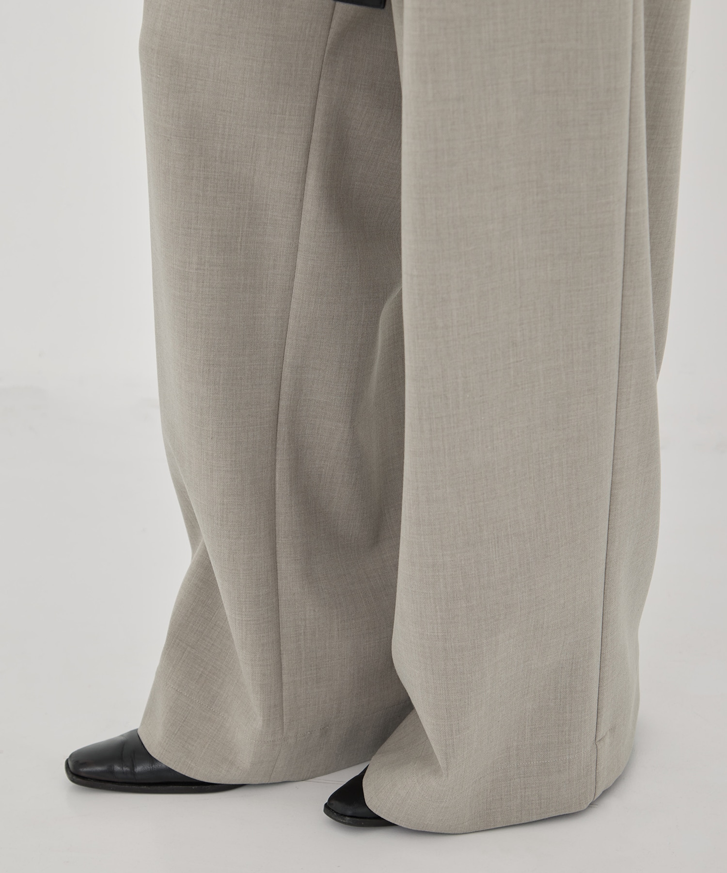 Belted Stretch Trousers STUDIOUS