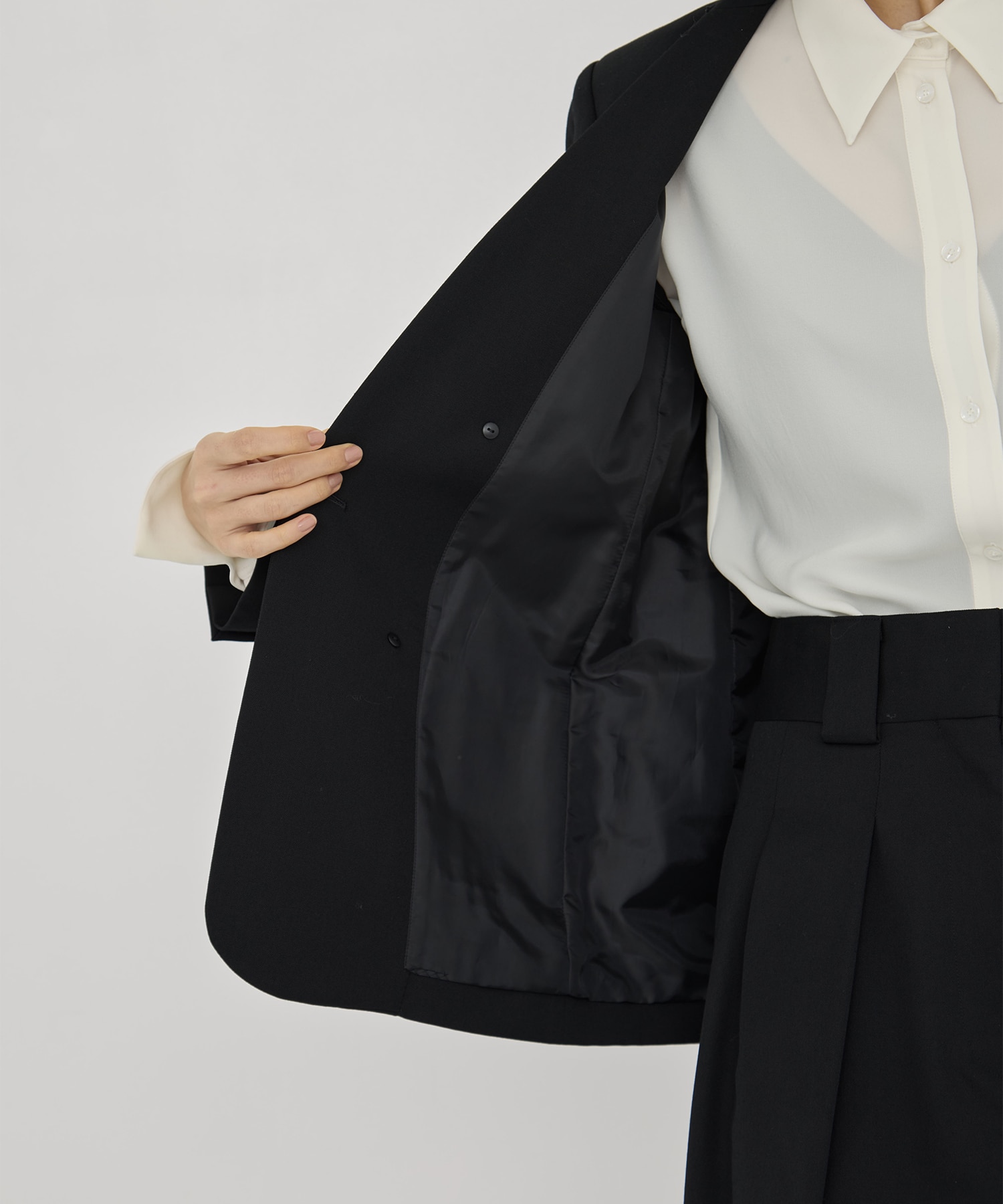 BLACK FORMAL NO COLLAR JACKET CINOH