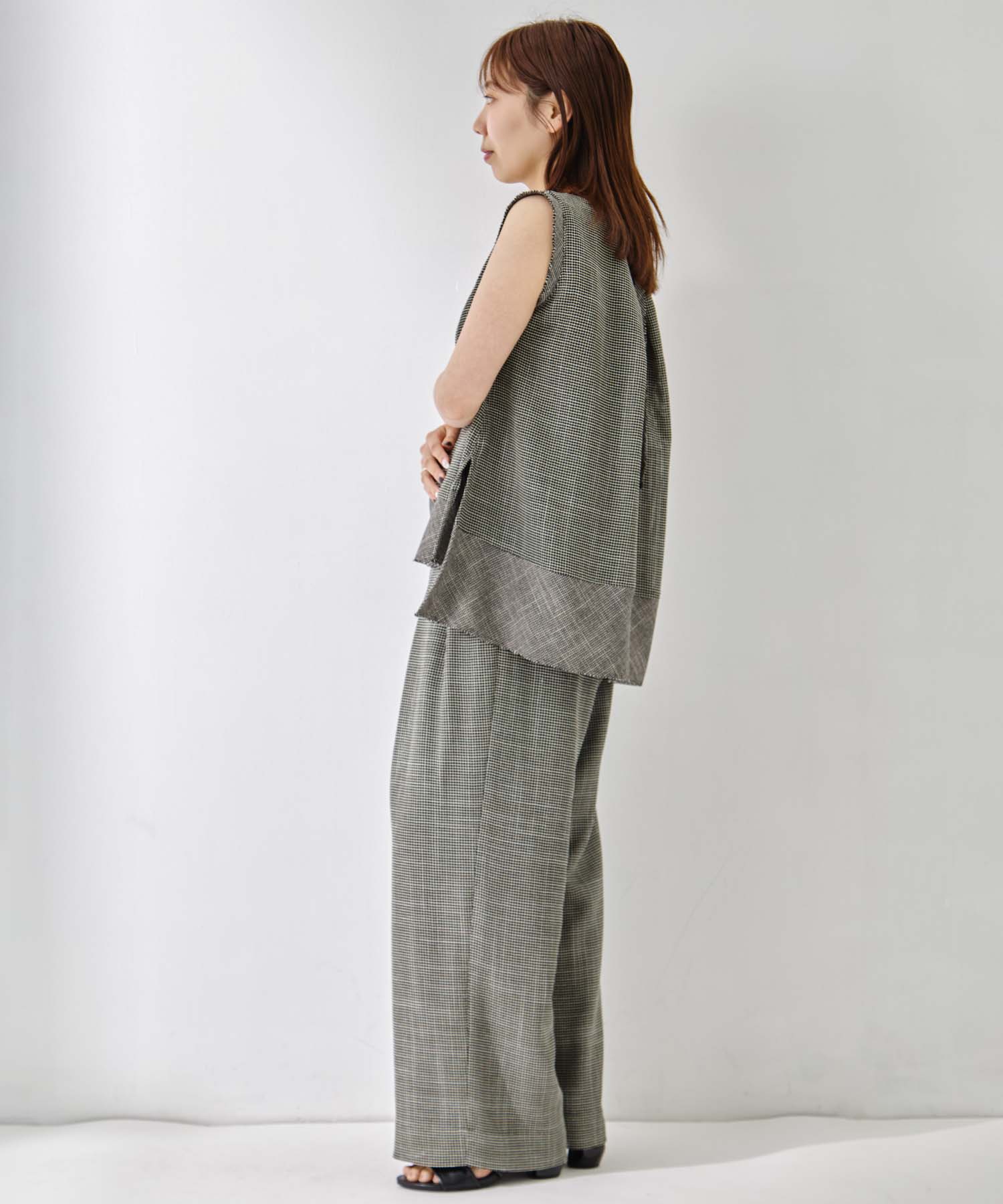 Sleeveless Washable Mesh Blouse 