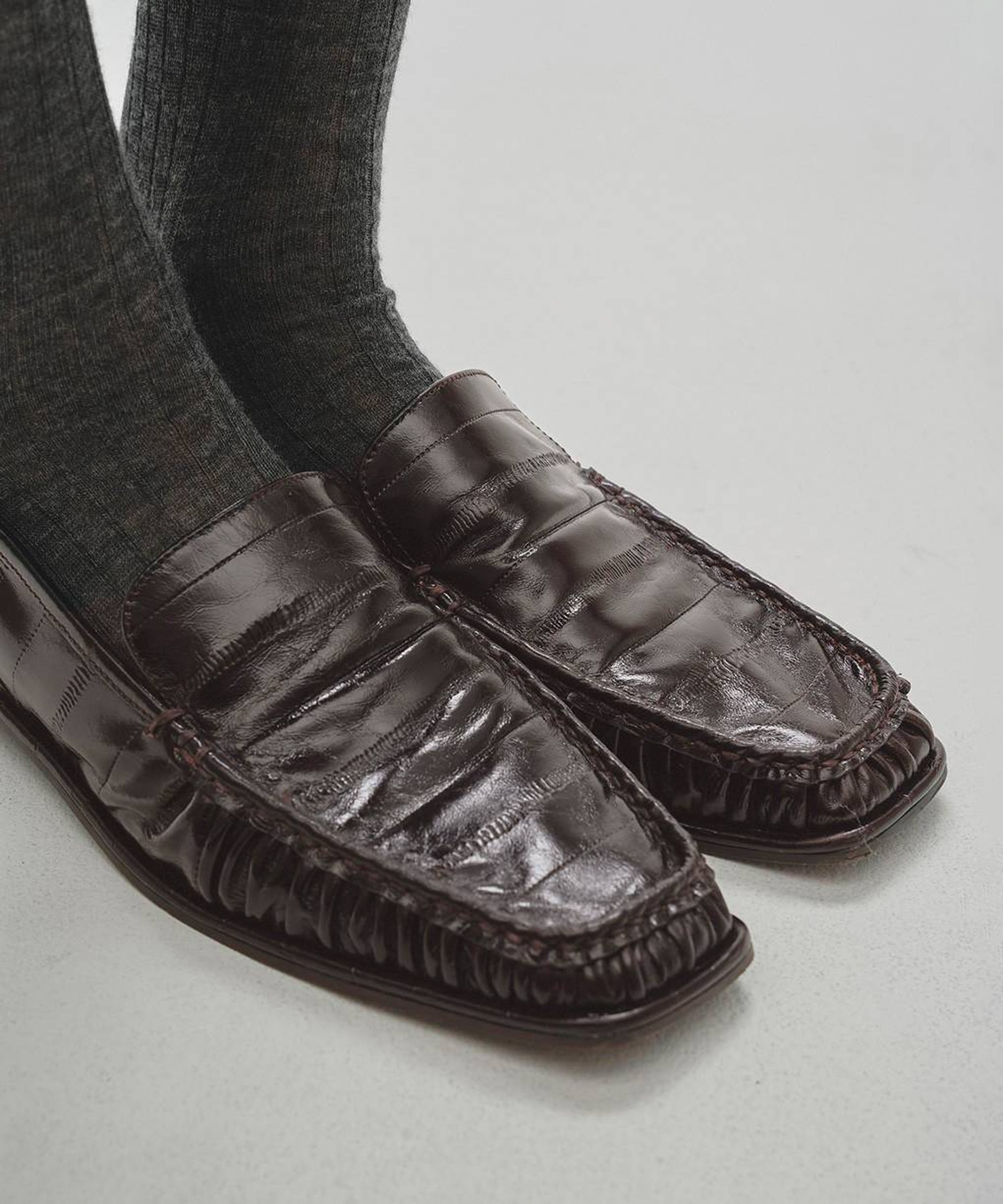 Squaretoe Gather Loafers TODAYFUL