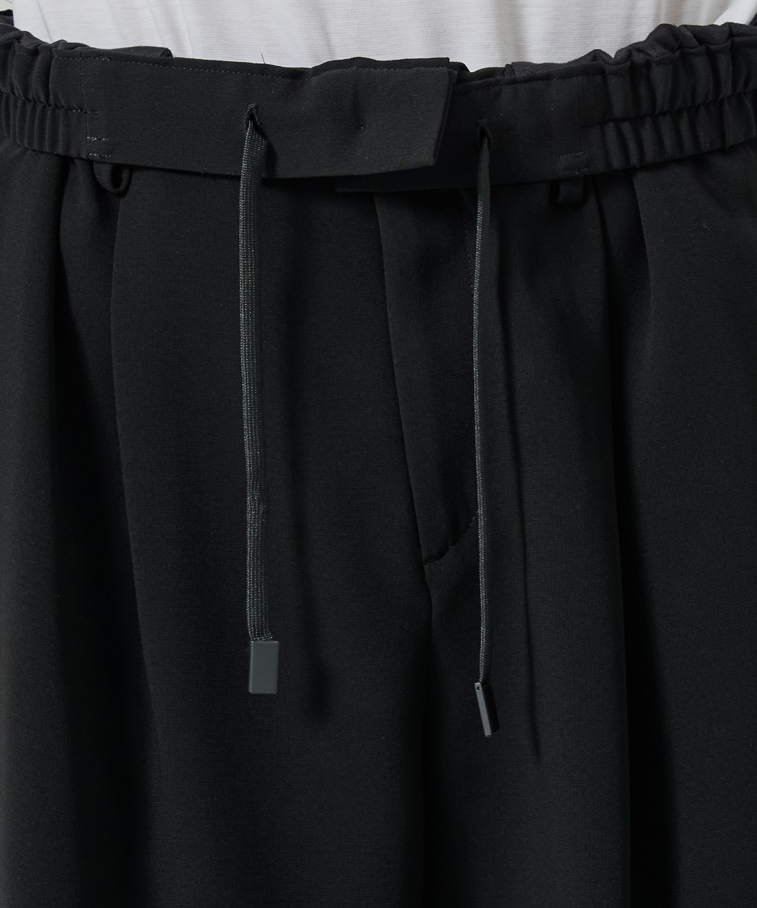 SUMMER ESSENTIAL SHORT PANTS STUDIOUS