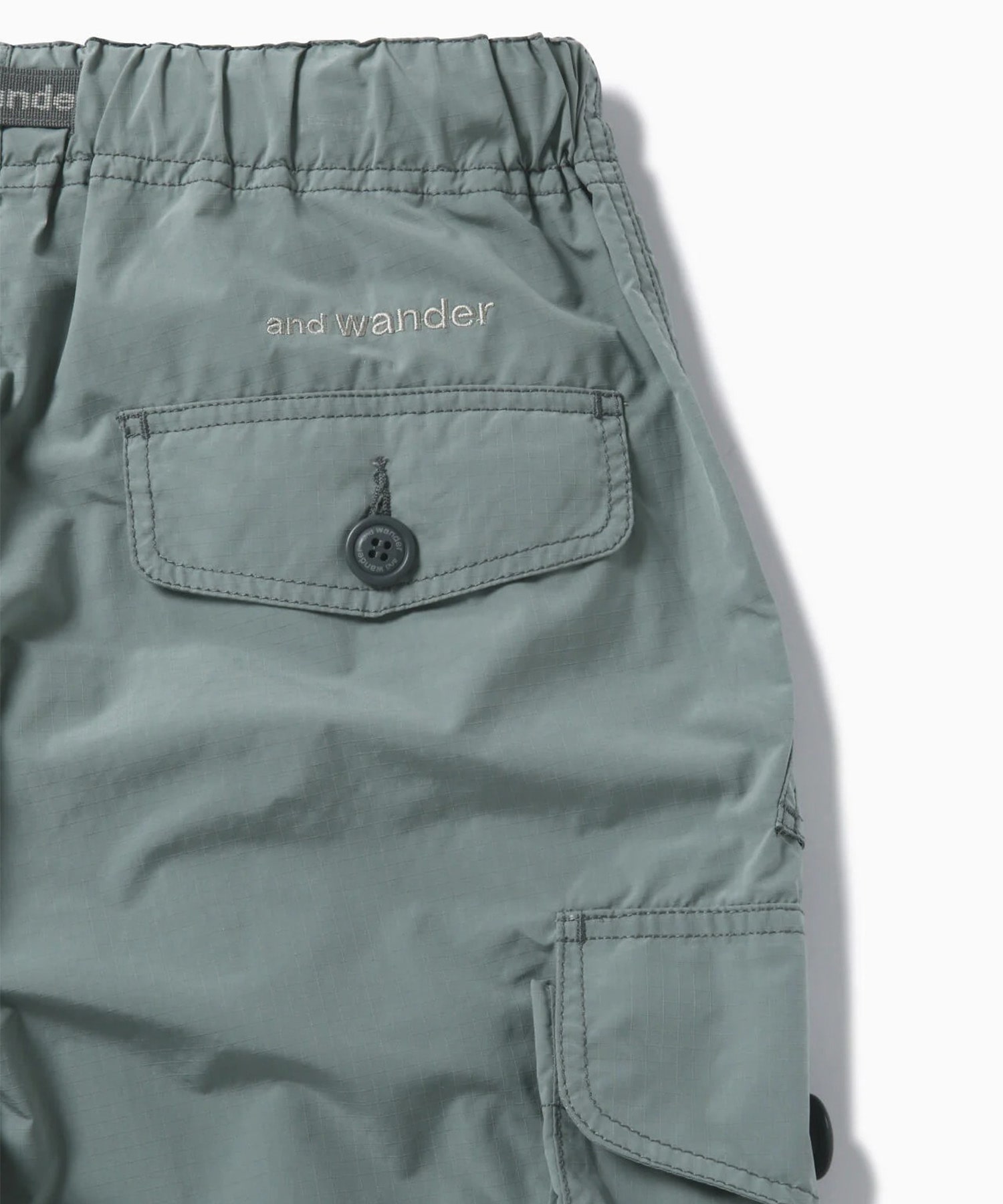 oversized cargo pants and wander