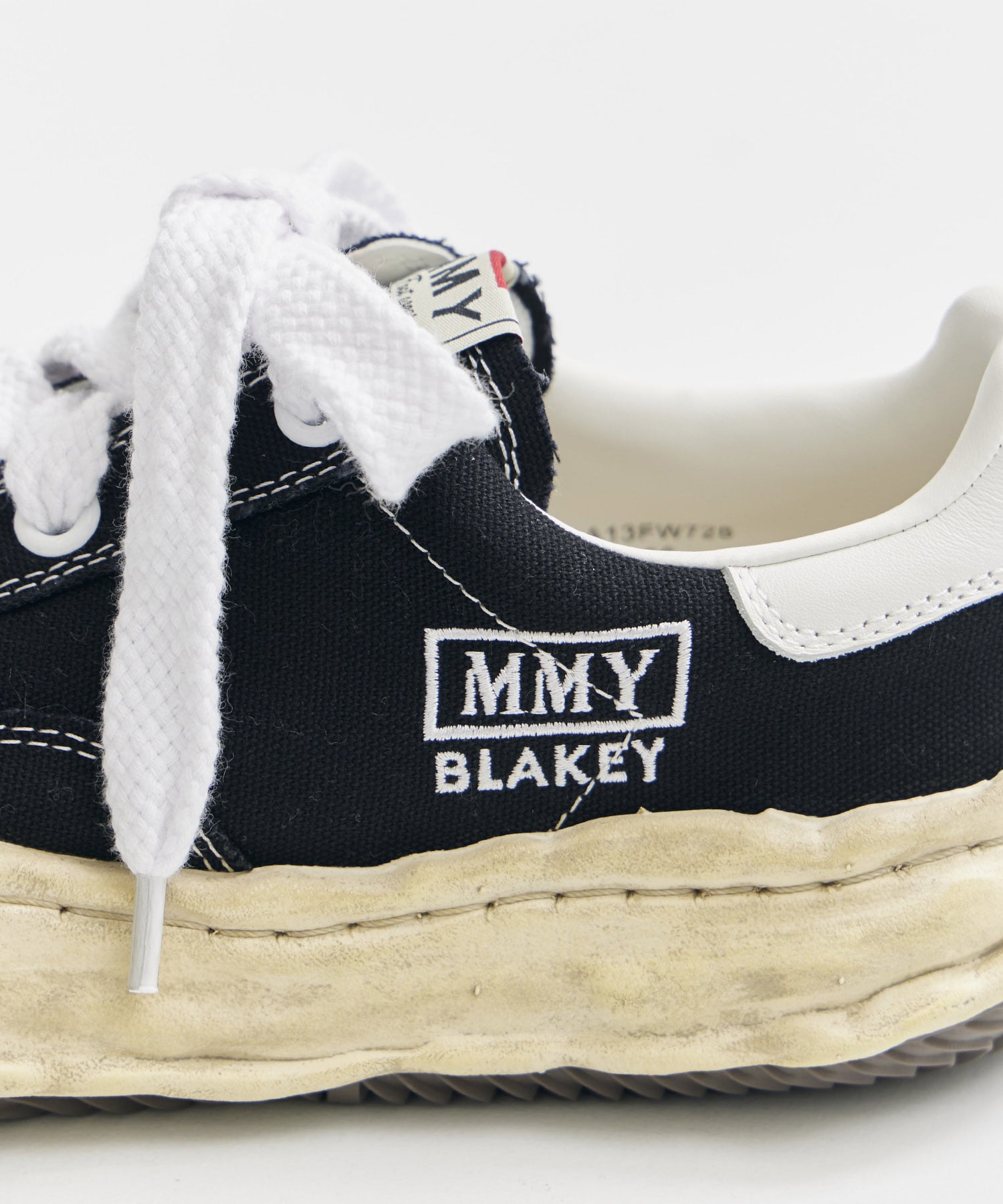 BLAKEY vintage color dyed originalsole canvas LowTop sneaker Maison MIHARA YASUHIRO