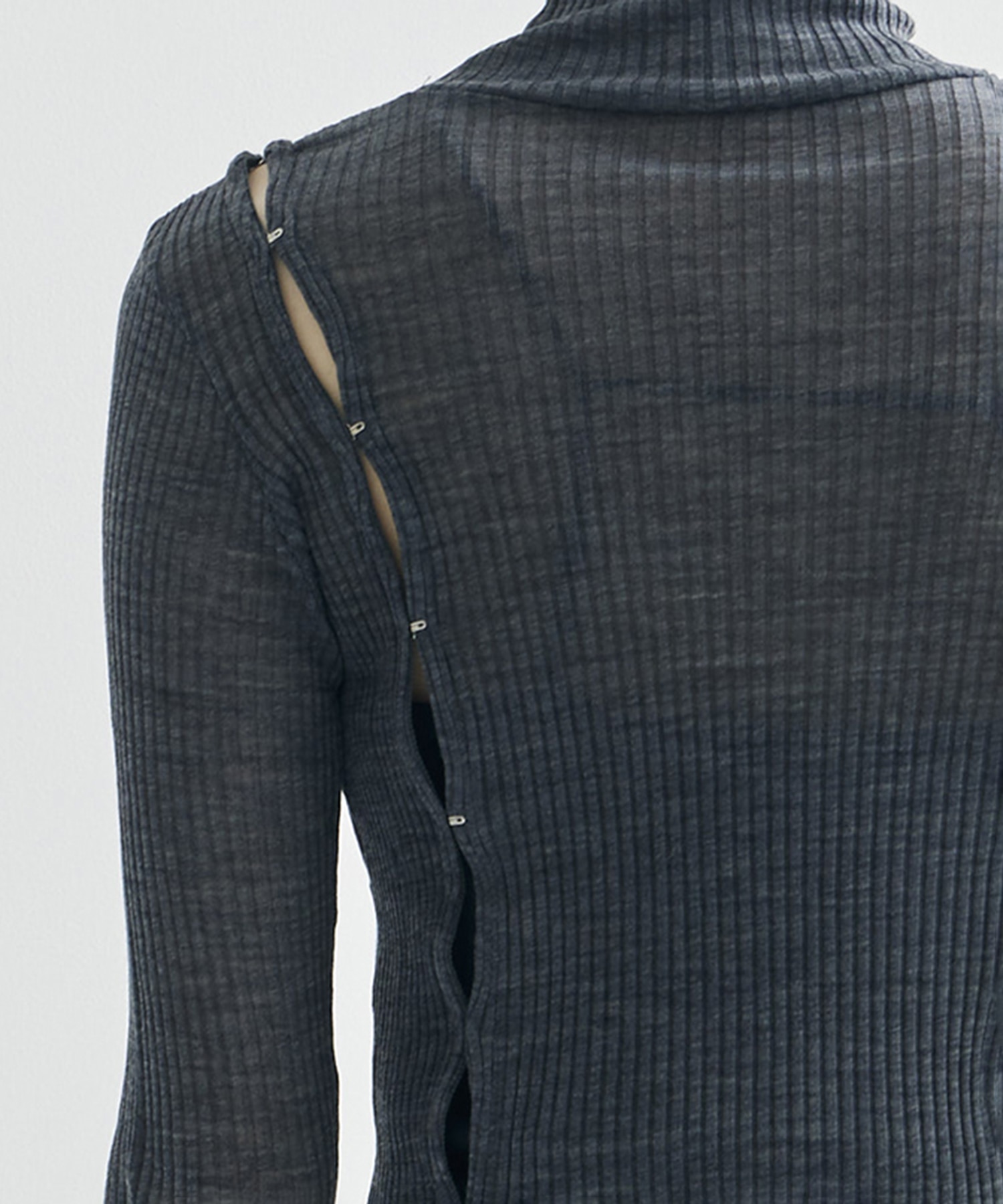 WOOL RIB HI-NECK TOP WITH HOOK JOHN LAWRENCE SULLIVAN