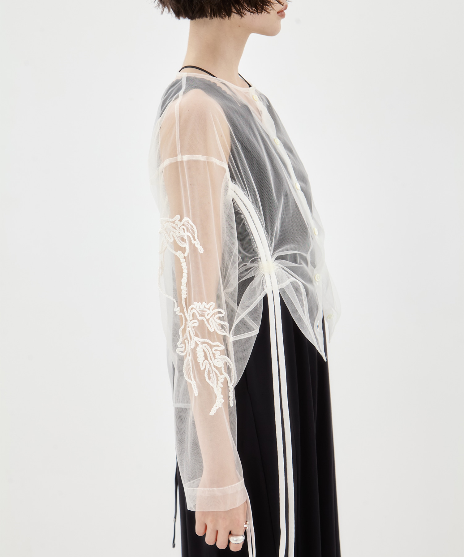 EX.embroidered tulle cardigan MURRAL
