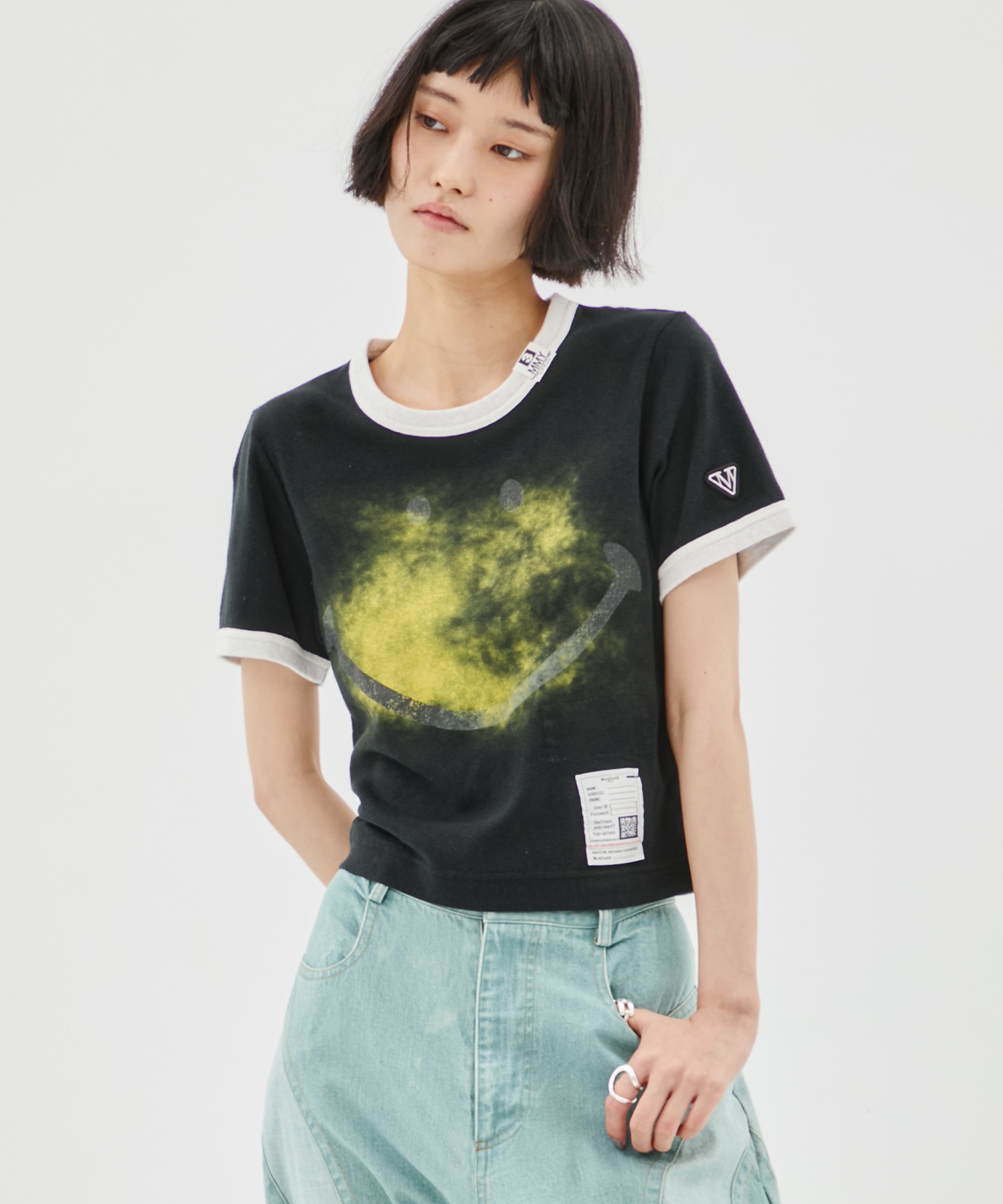 SMILY FACE PRINTED MINI TEE Maison MIHARA YASUHIRO