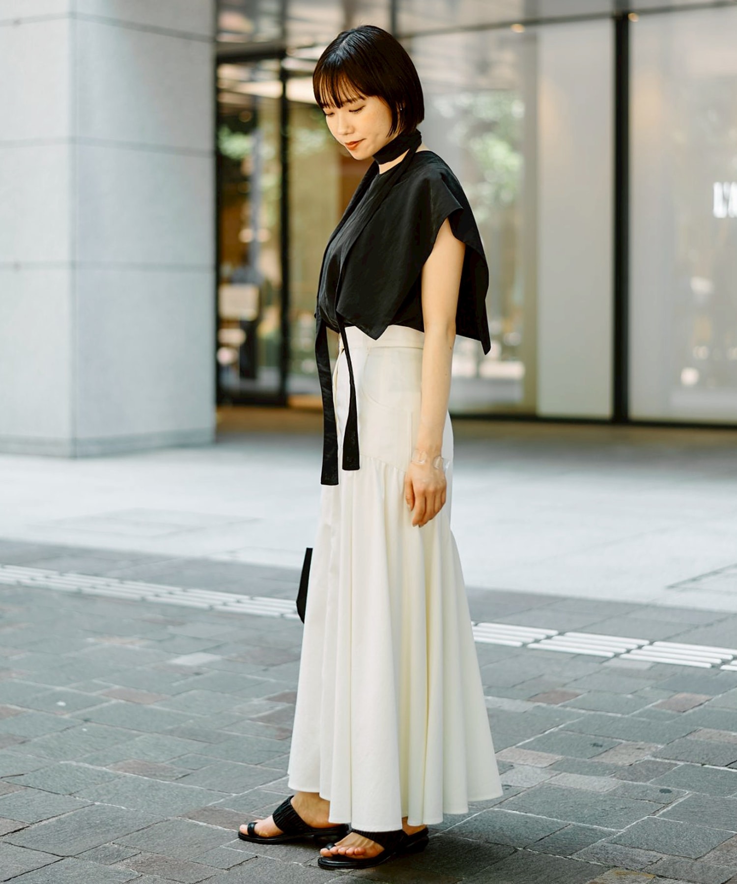 Pierina skirt WH AKIRANAKA