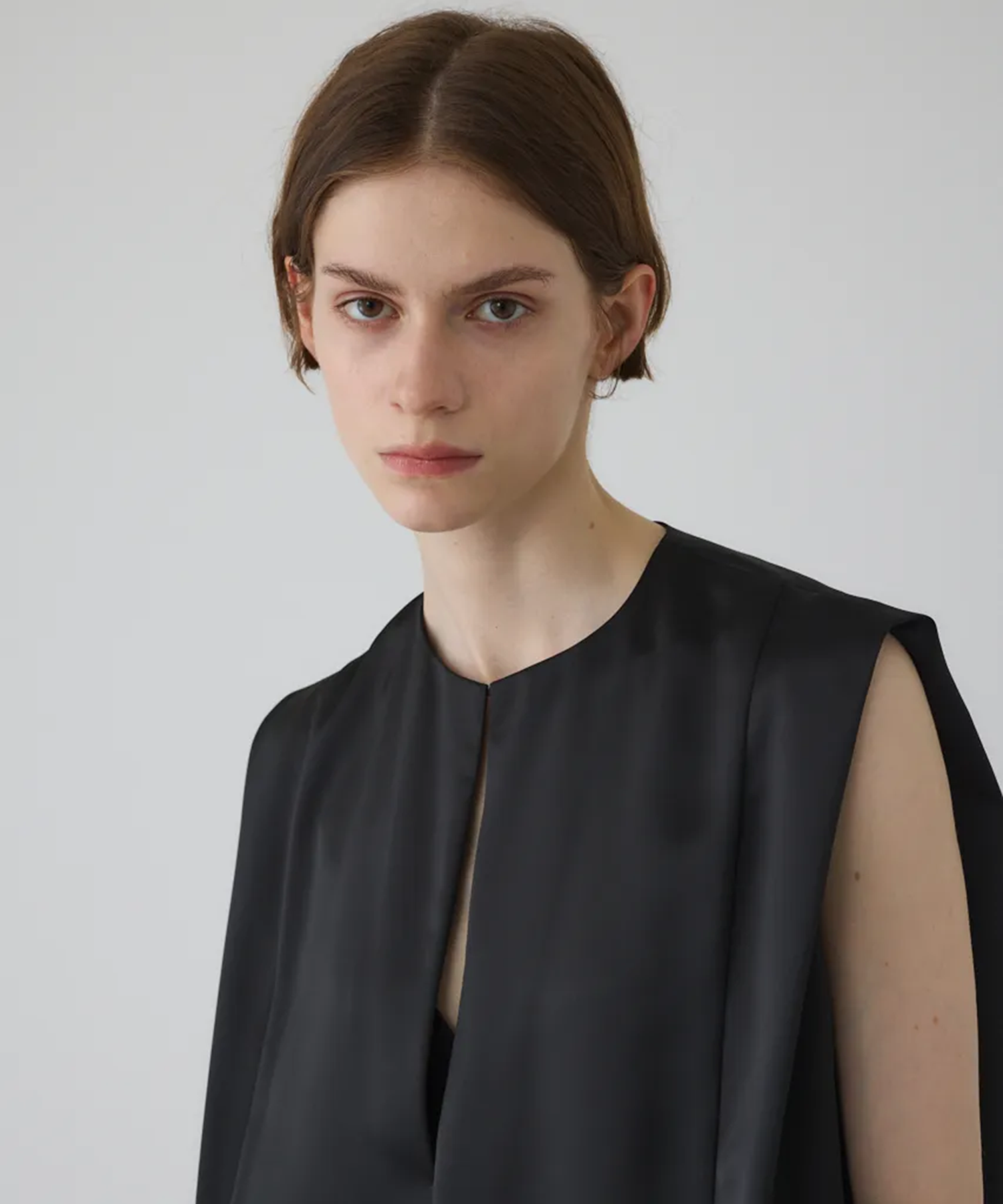 Satin chic vest RIM.ARK