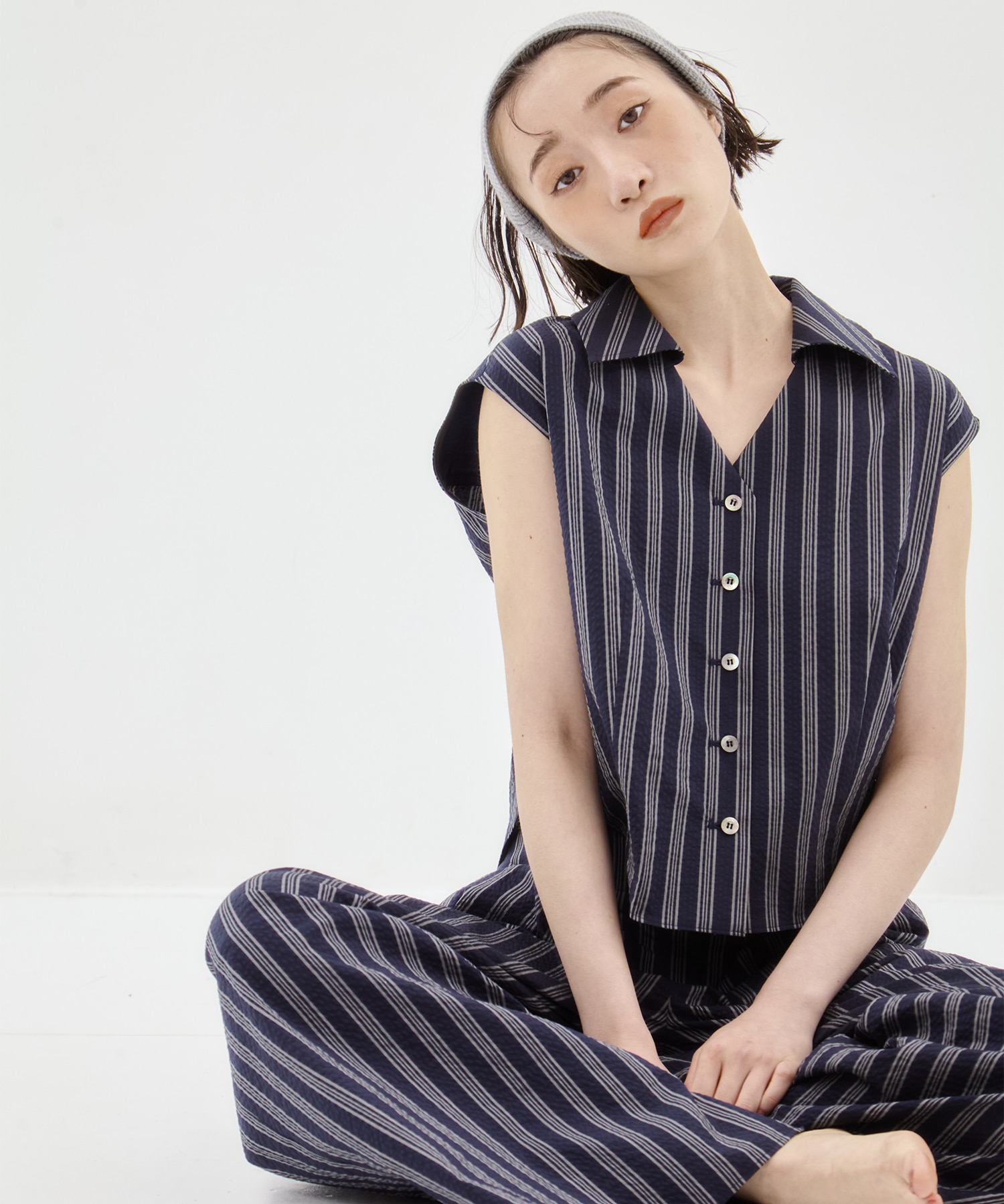Seersucker Sleeveless Shirt STUDIOUS
