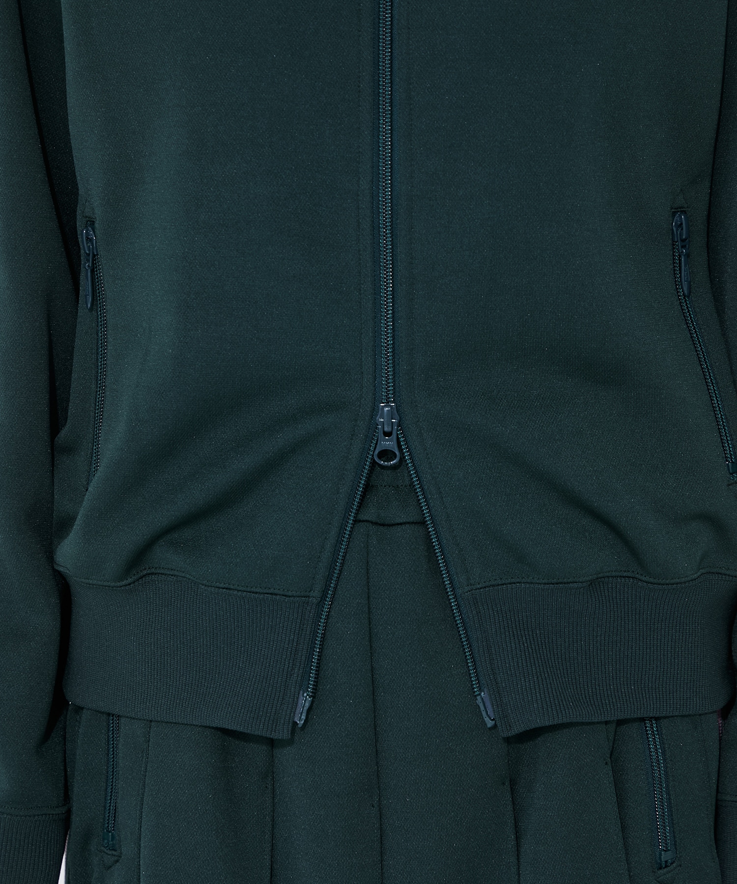 Track Jacket - Poly Smooth Needles