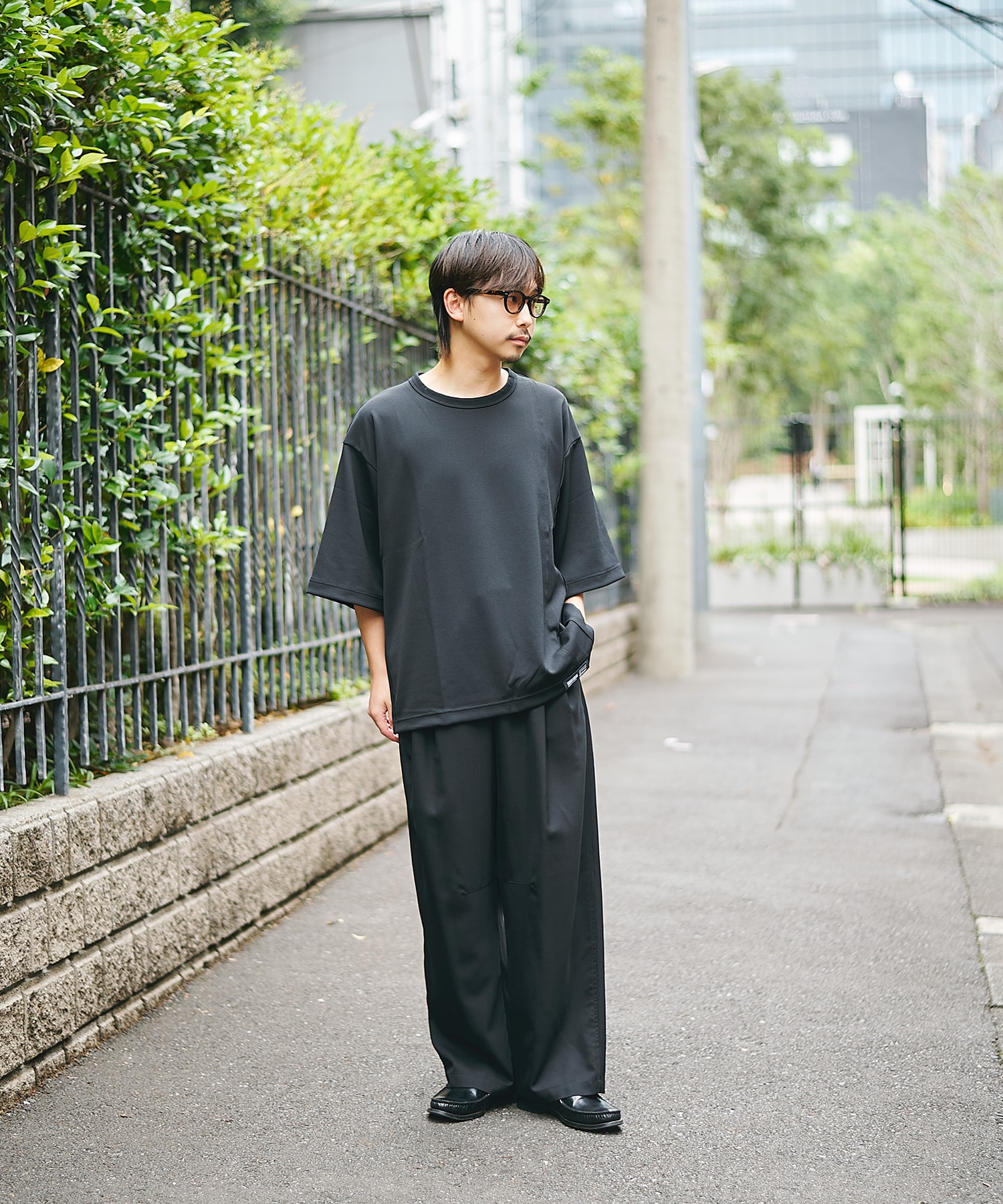 OVERSIZED TEE SHAREEF