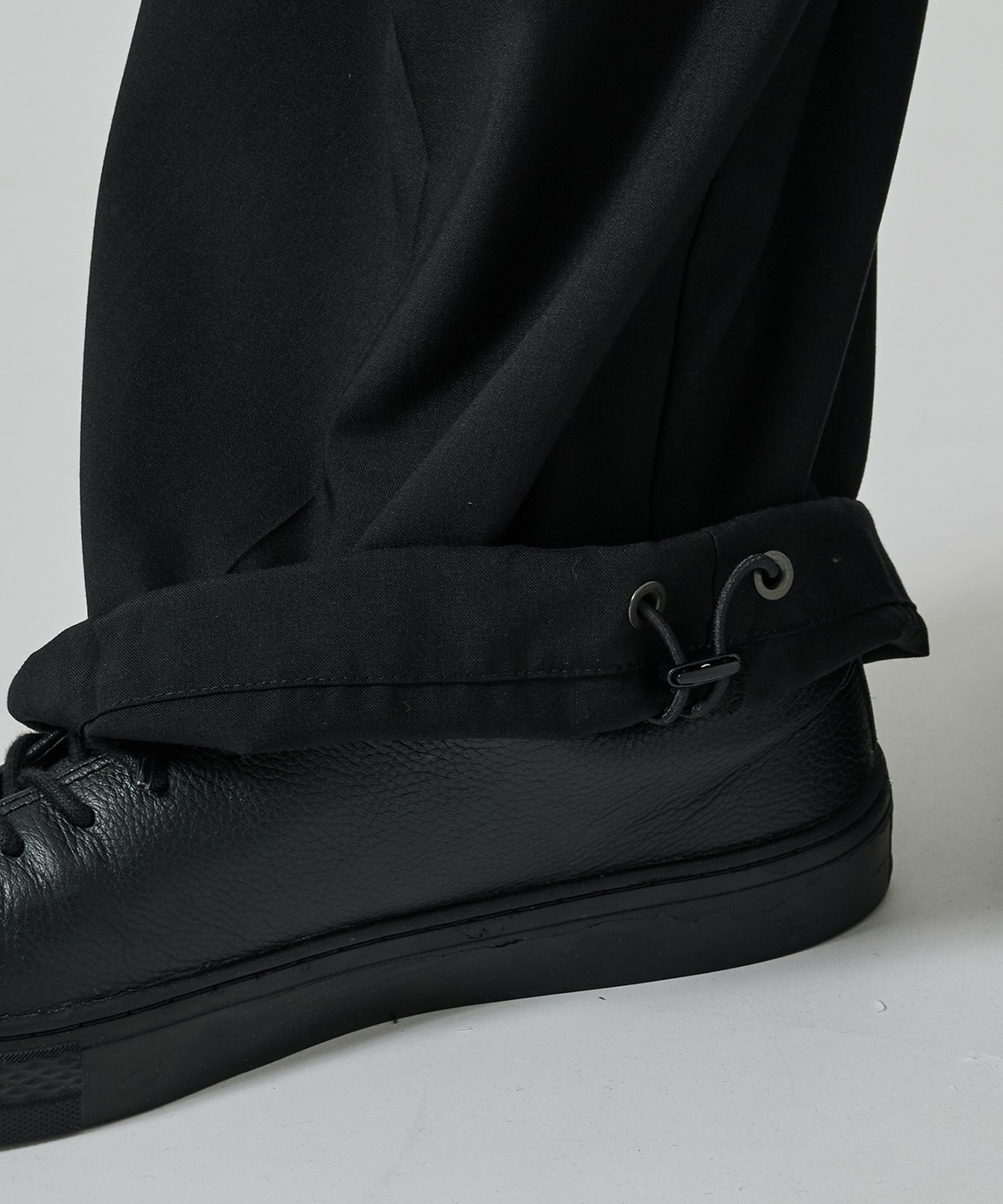 COOL WOOL CARGO PANTS STUDIOUS