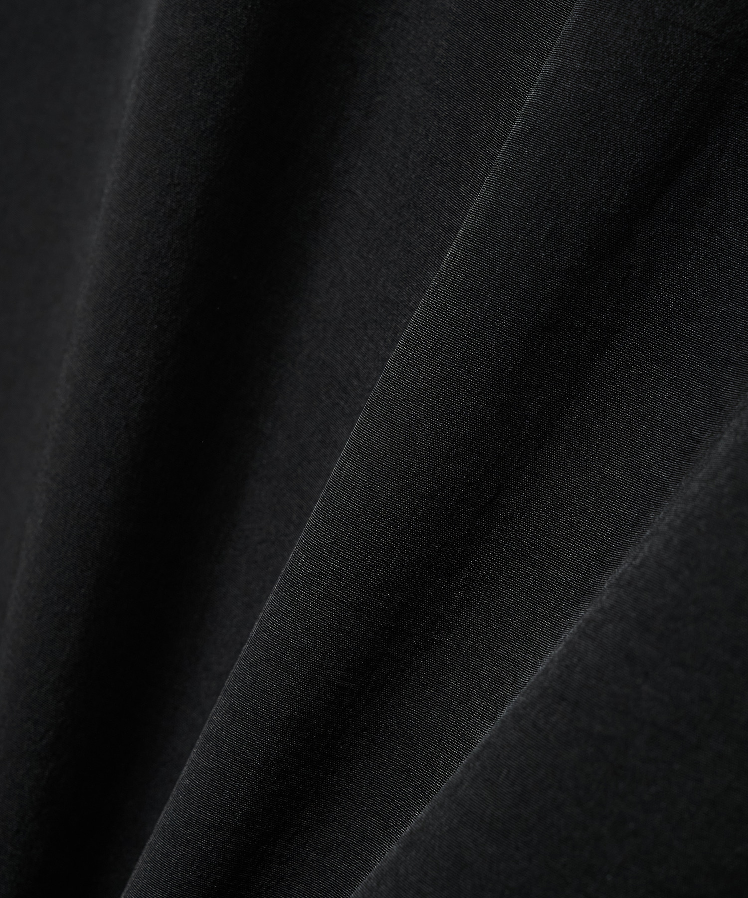 CREPE DE CHINE RIGHT PLEATED JACKET GroundY