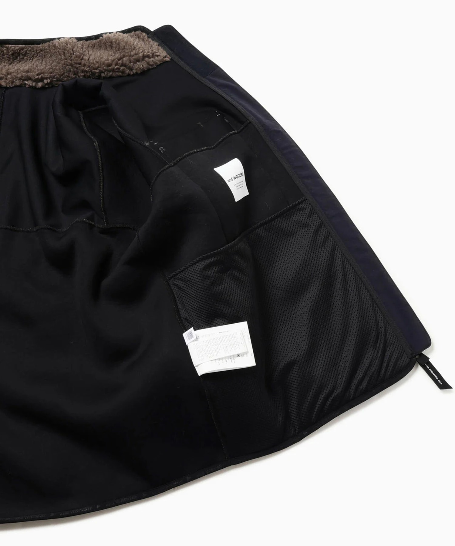 Mix boa jacket and wander