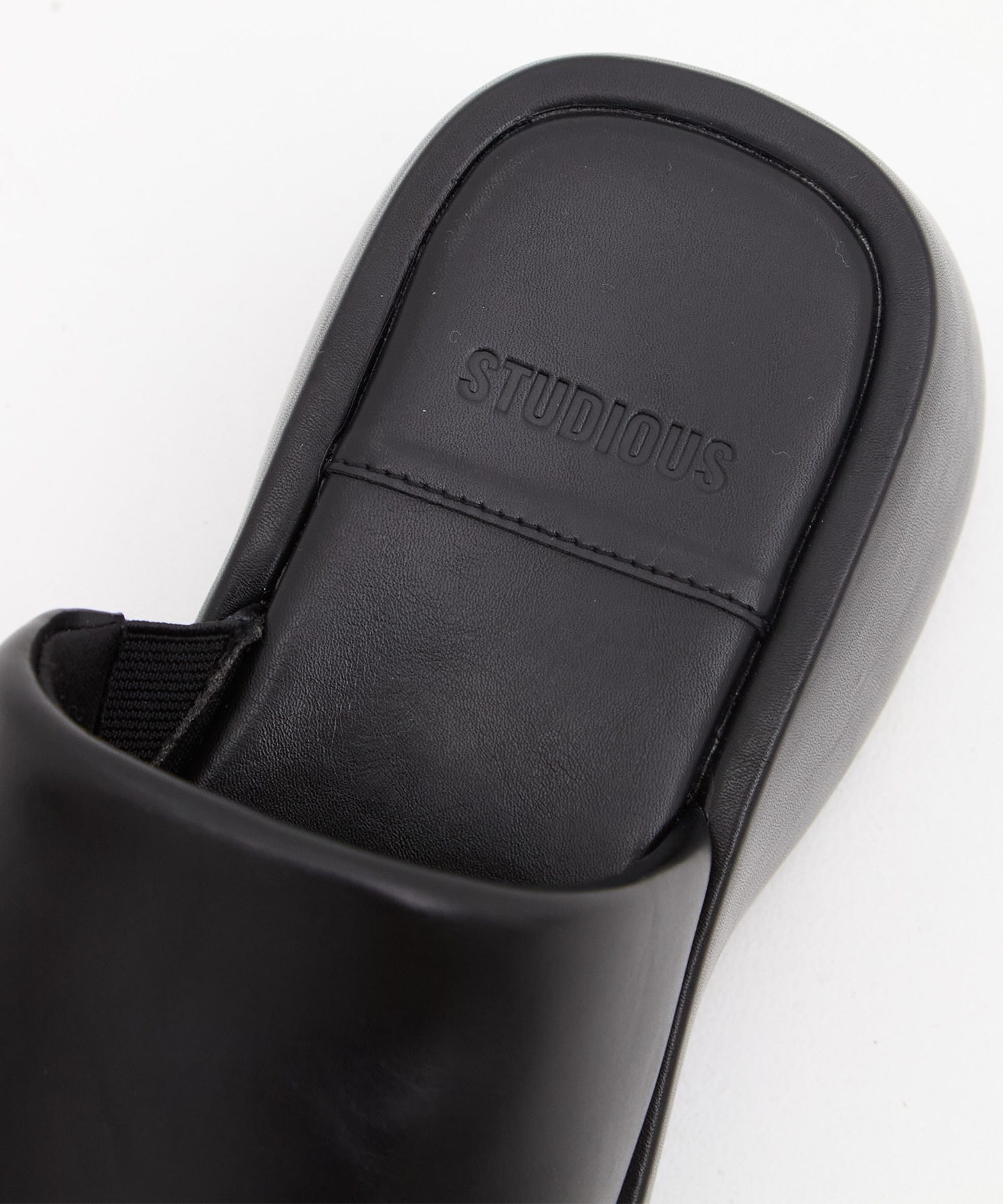 Soft Leather Padded Sandals STUDIOUS