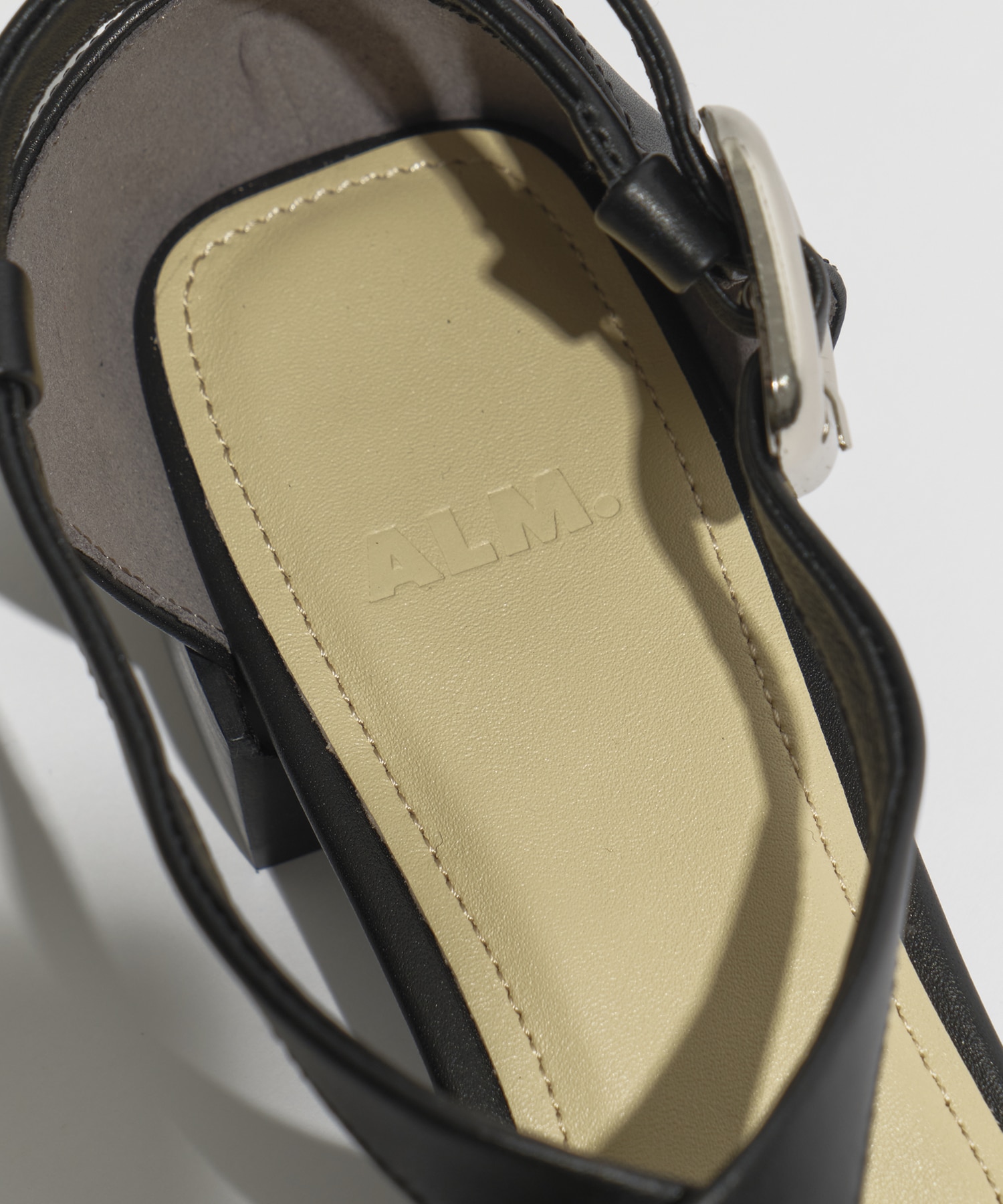 EIN LEATHER PUMPS ALM
