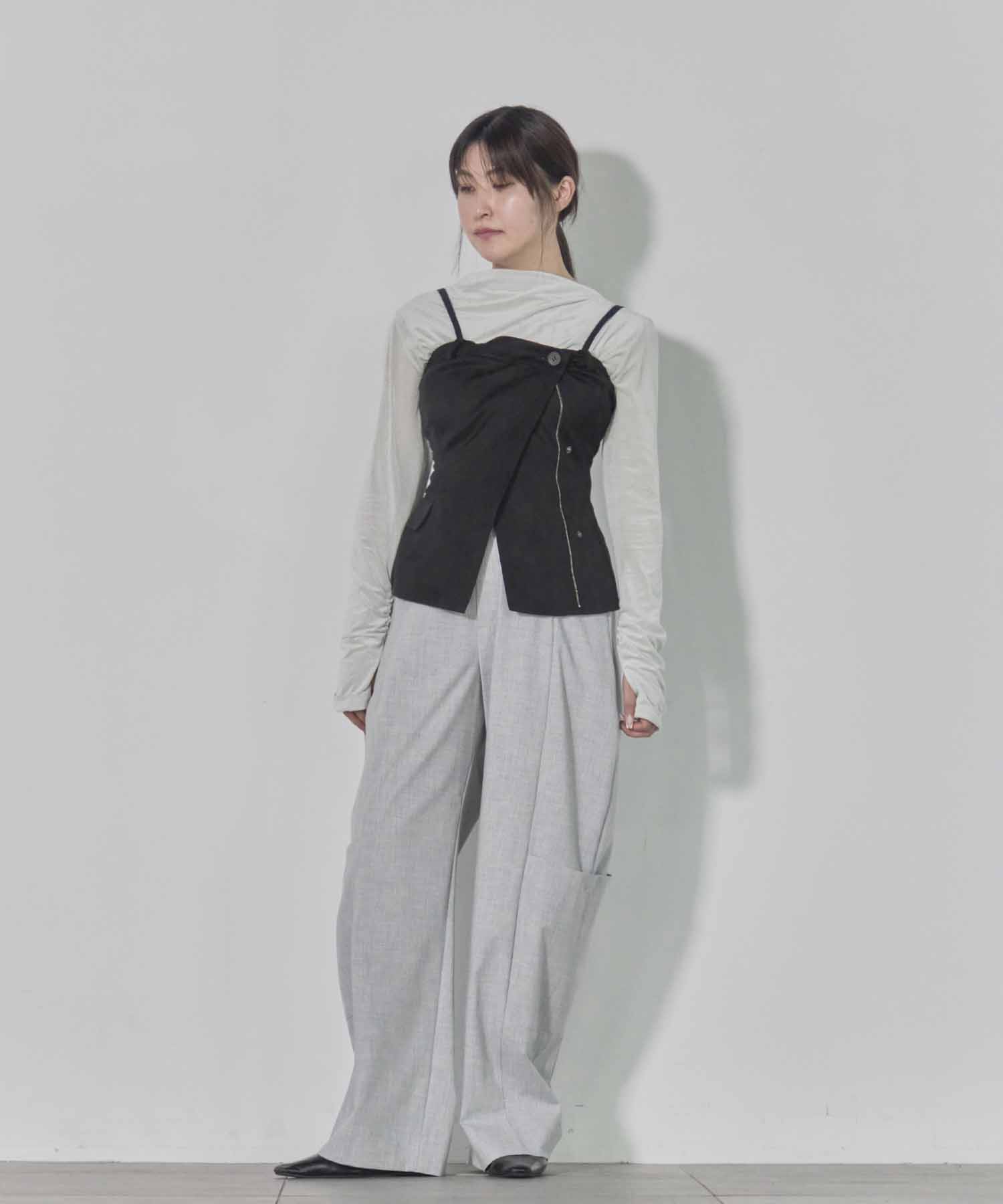 Soft Barrel Leg Cargo Trousers STUDIOUS