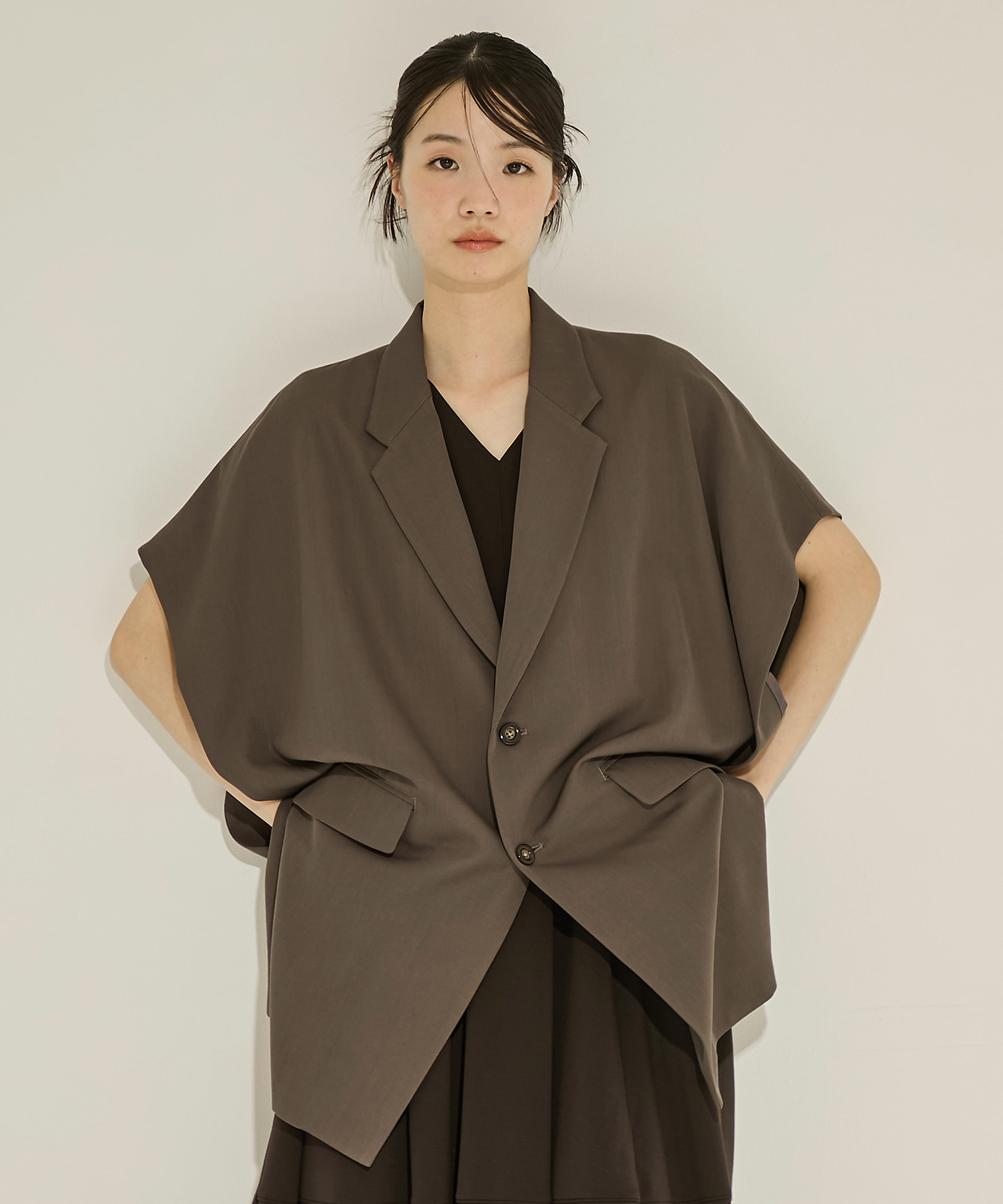 Square Vest UJOH