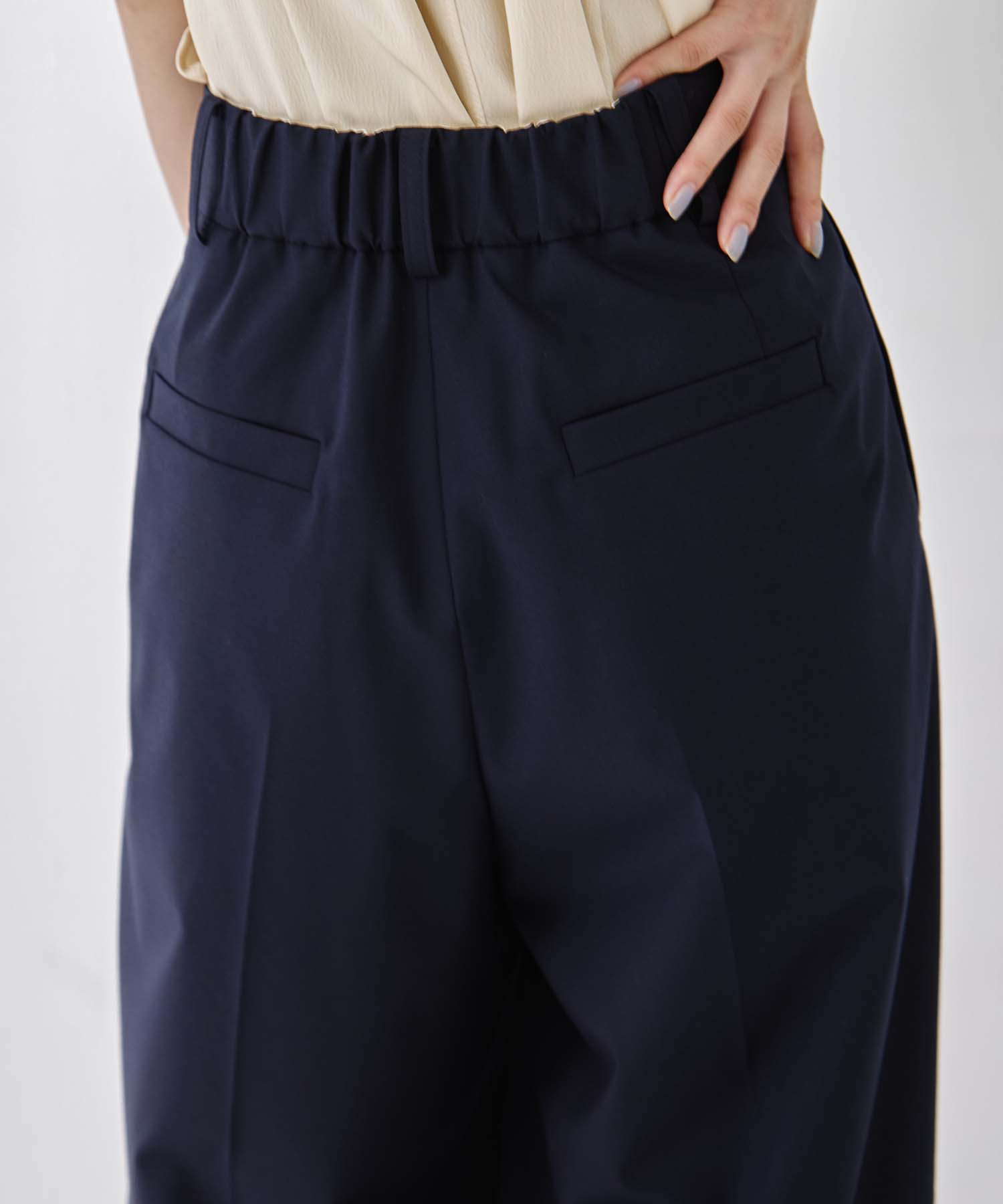 Double Tucked Stretch Trousers STUDIOUS