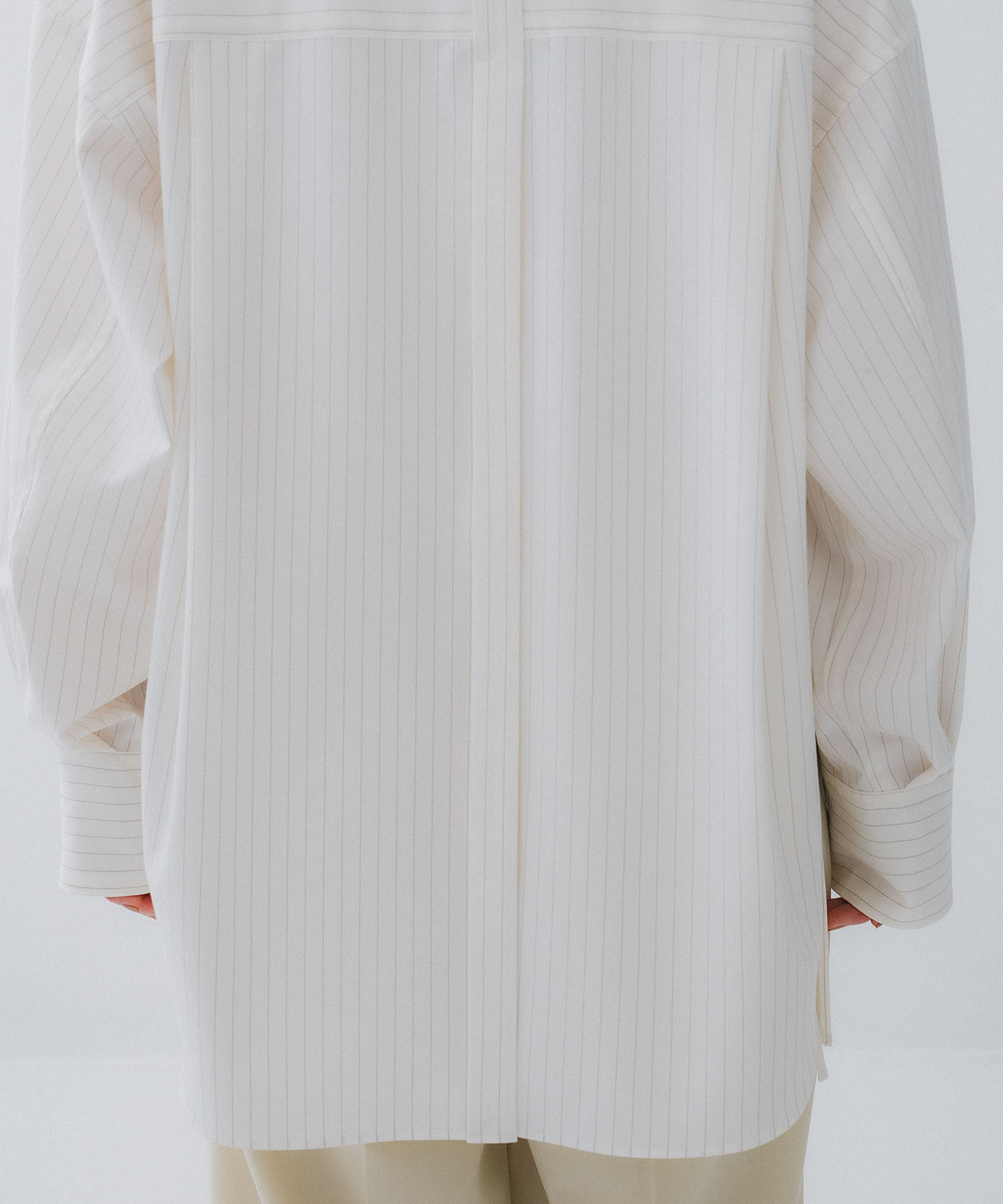 Oversized 4way Shirt STUDIOUS