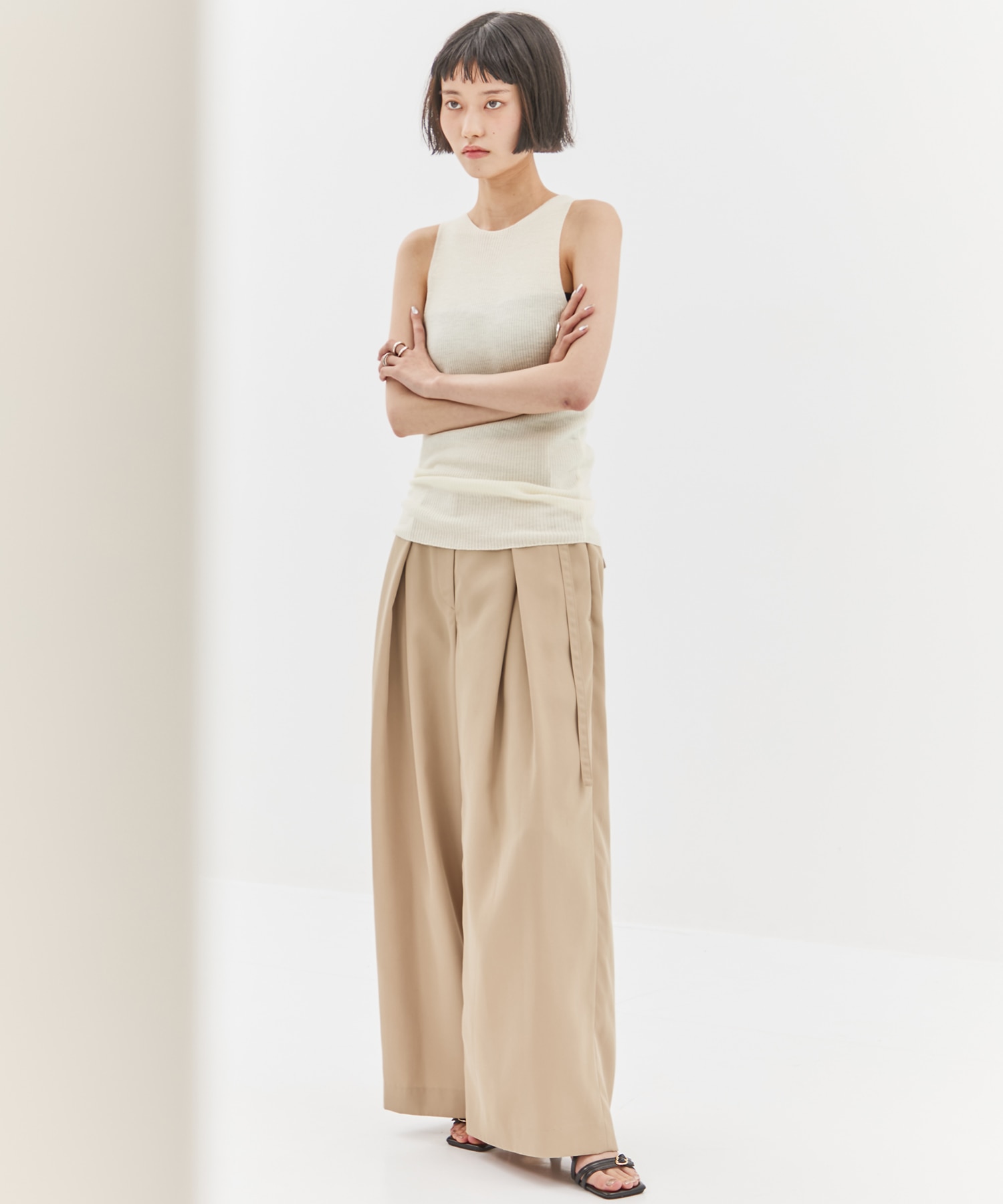 Back Asymmetry Chino Pants STUDIOUS