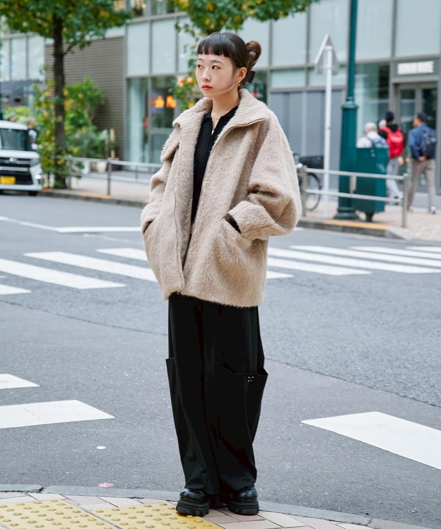 Soft Barrel Leg Cargo Trousers 