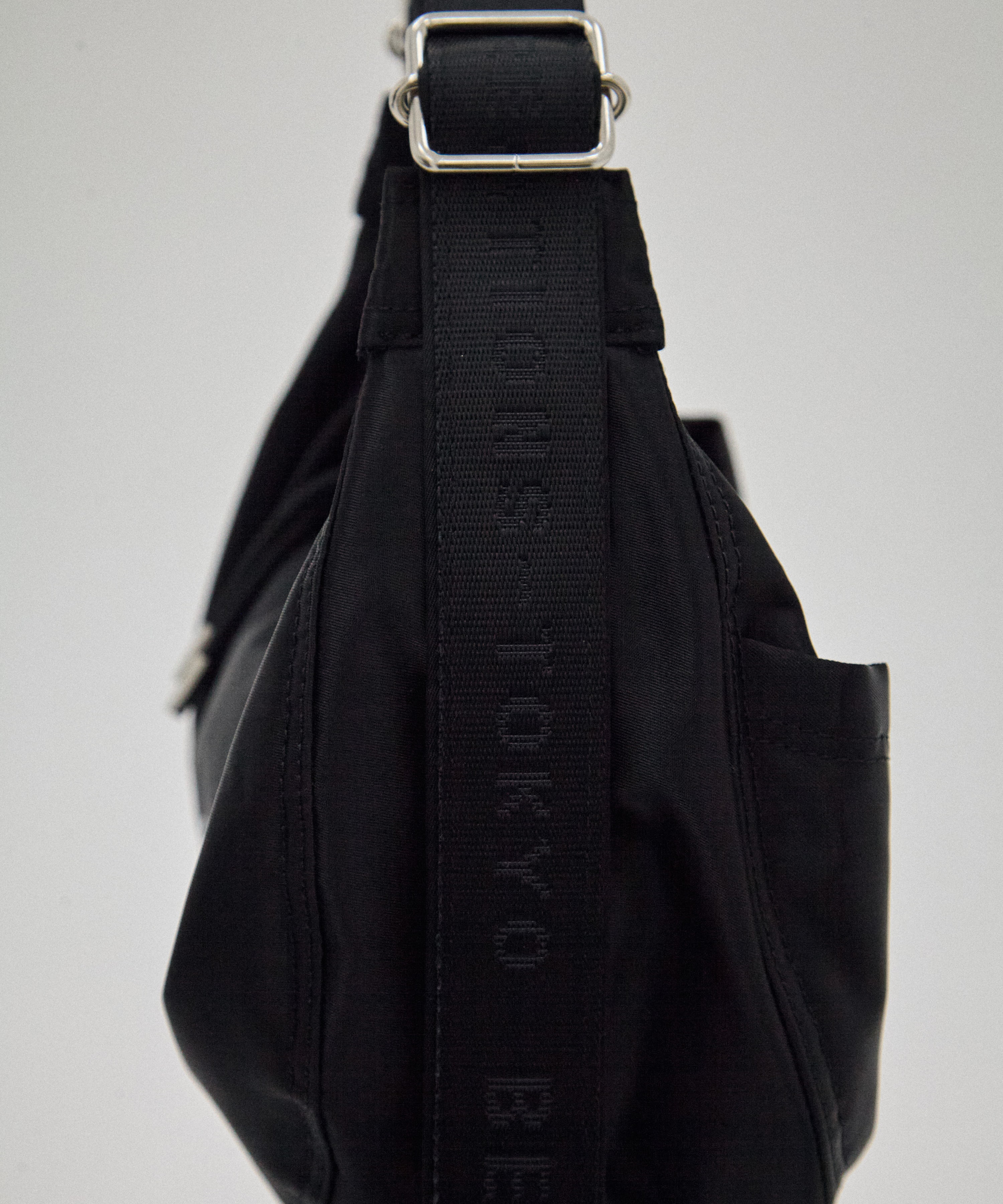 別注nylon moon shoulder bag(FREE BLACK): beautiful people: WOMENS