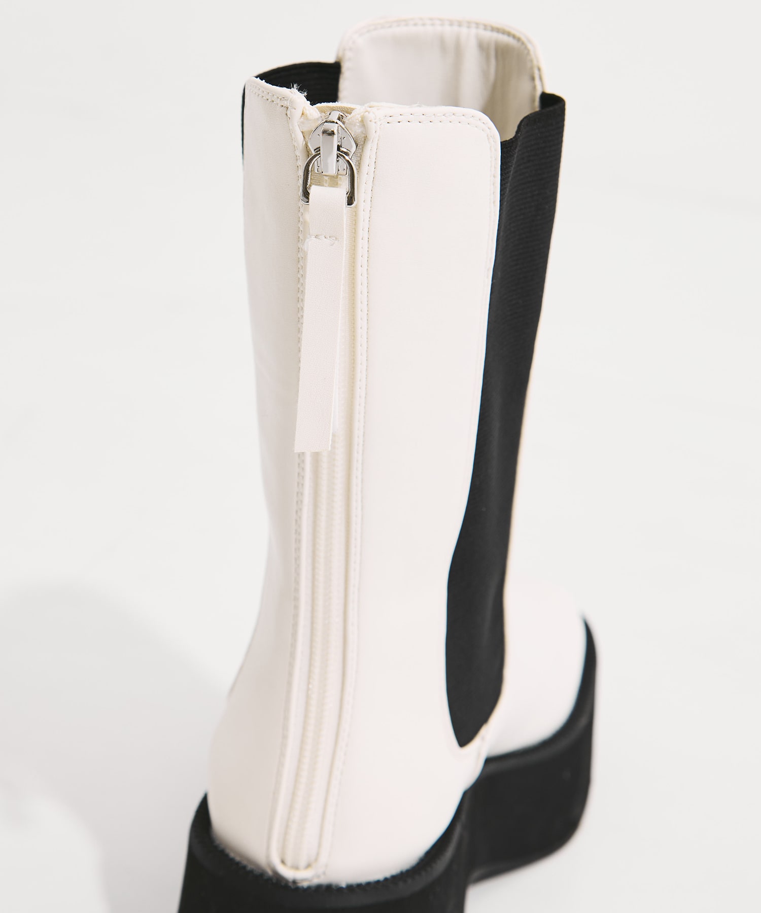 Square Toe Boots STUDIOUS