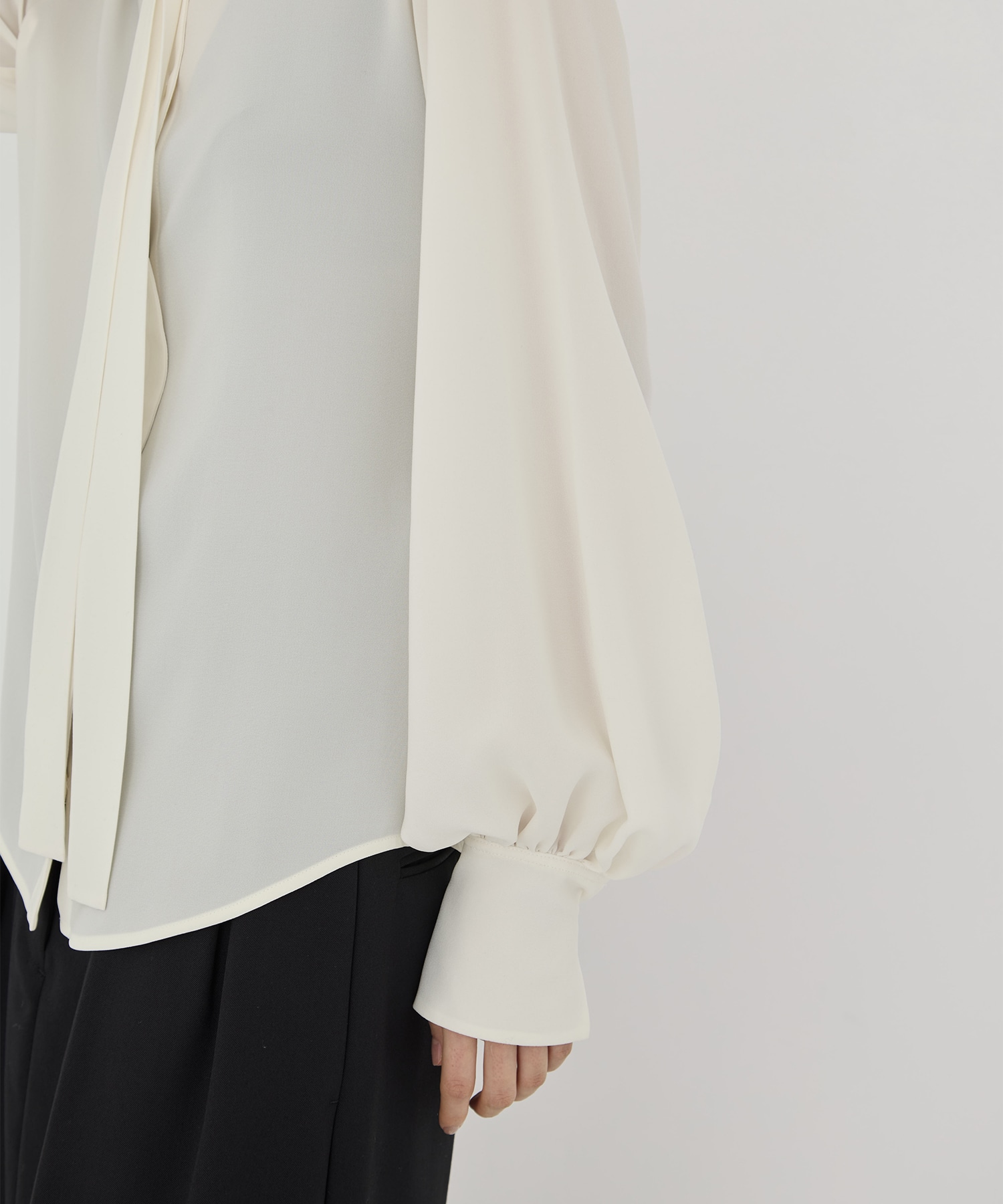 BLACK FORMAL BOWTIE SHIRT CINOH