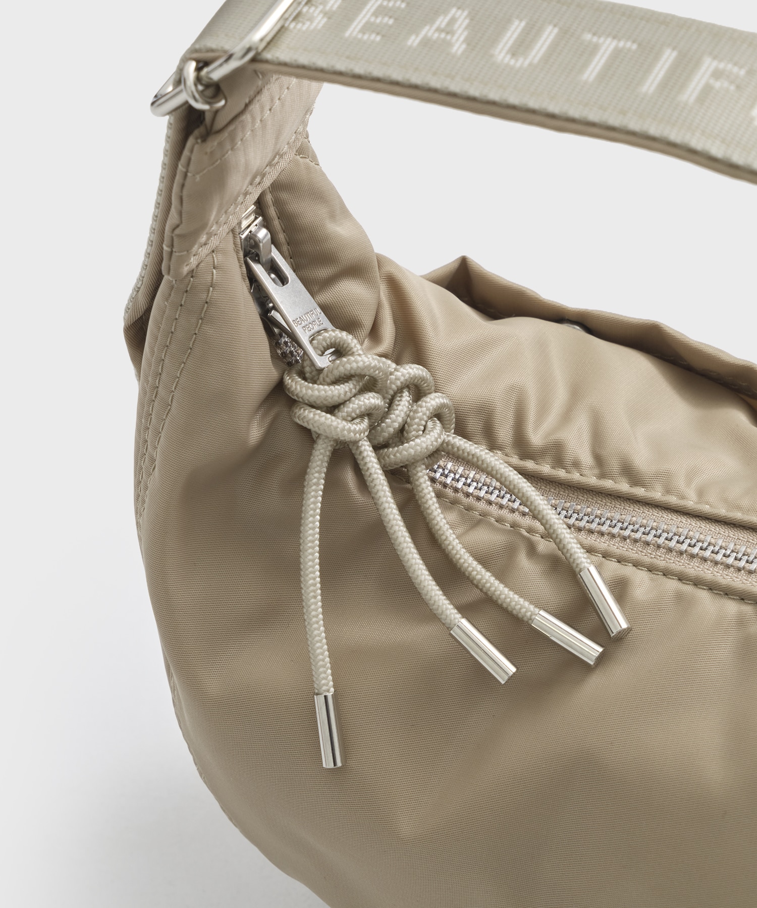 別注nylon moon shoulder bag beautiful people