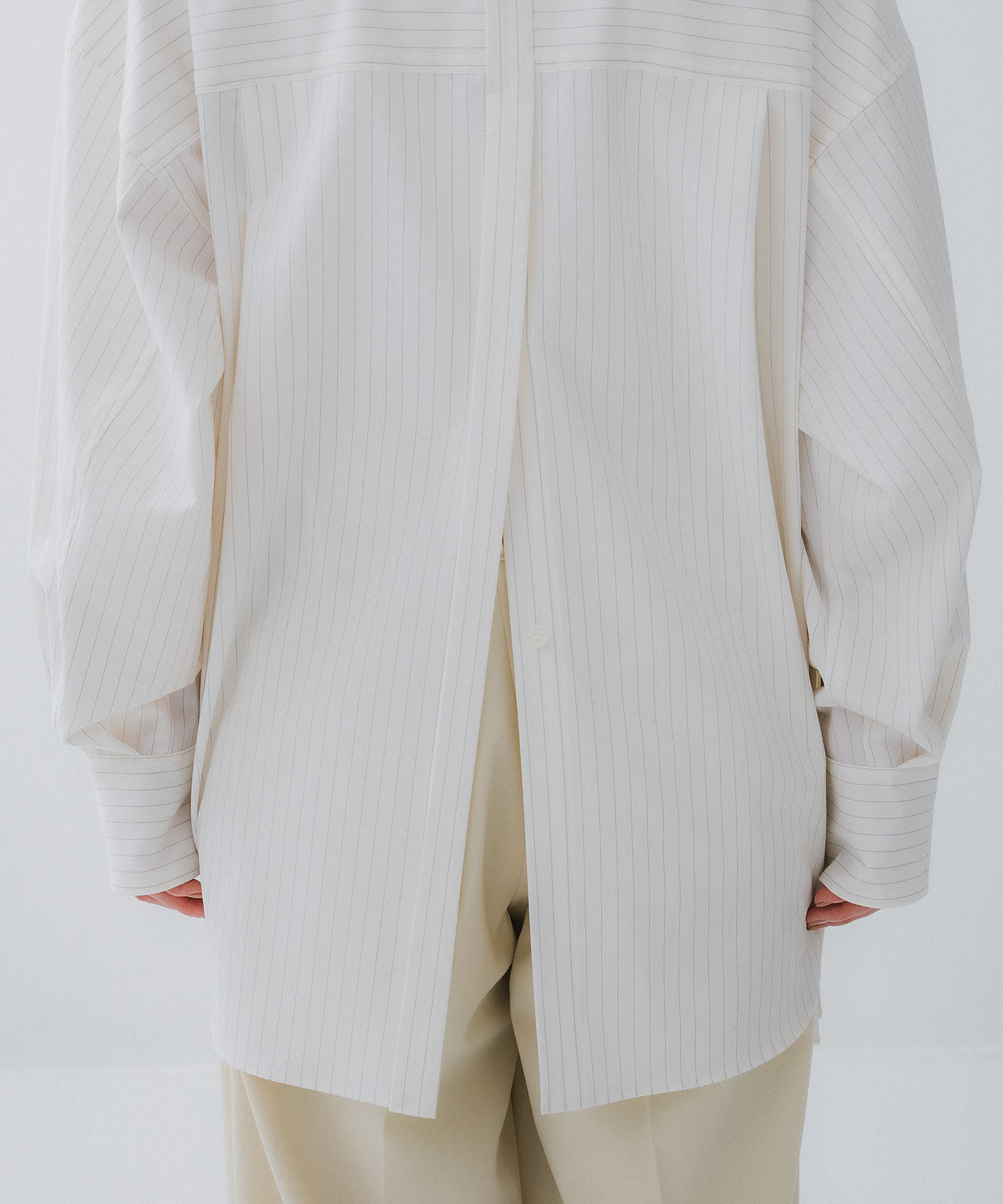 Oversized 4way Shirt STUDIOUS