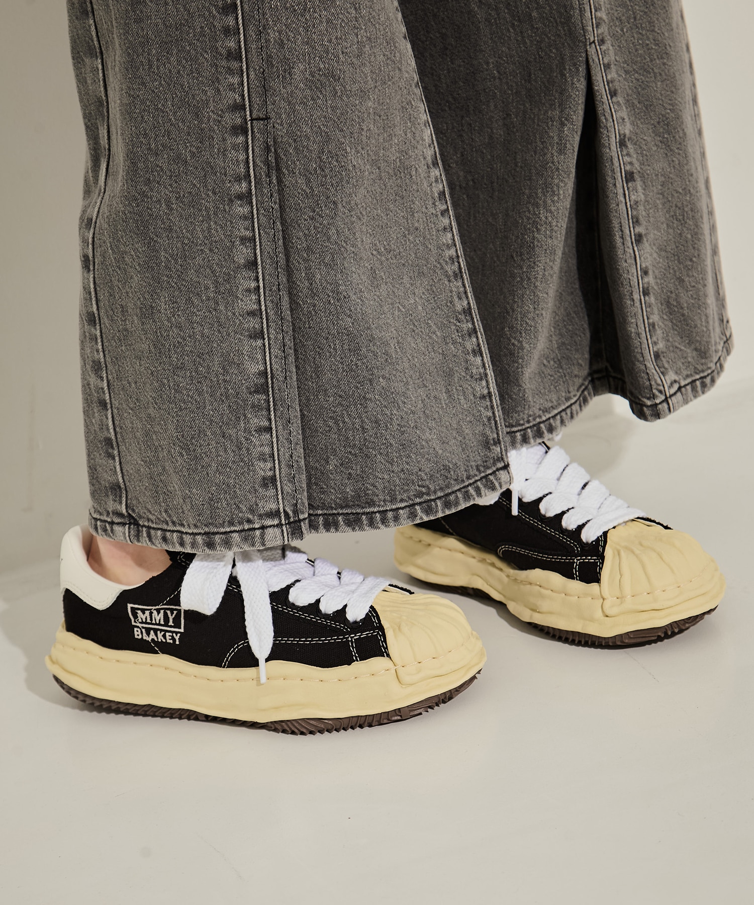 BLAKEY low -vintage color original sole canvas low-Top sne Maison MIHARA YASUHIRO