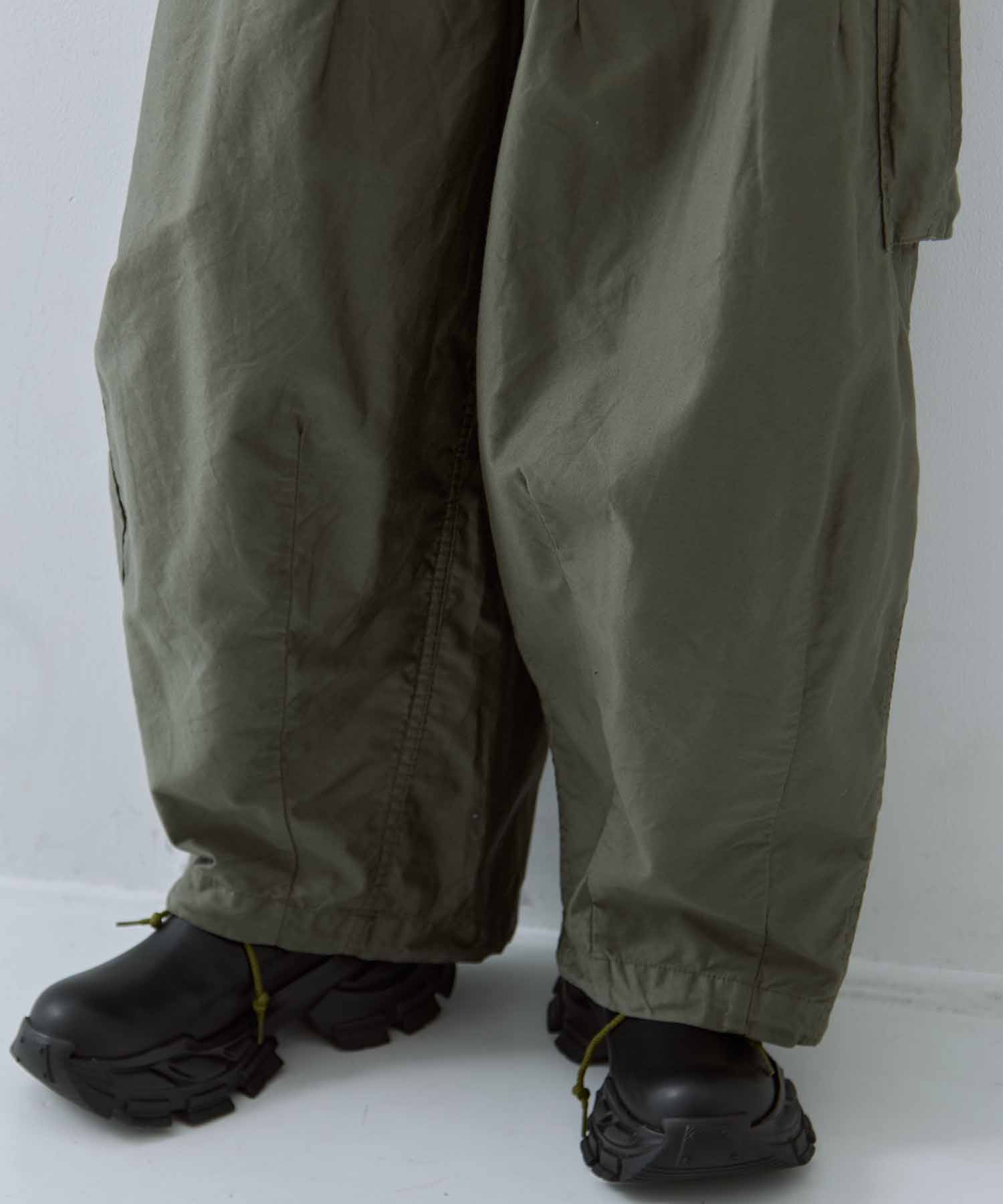 H D Pant 　BDU Needles