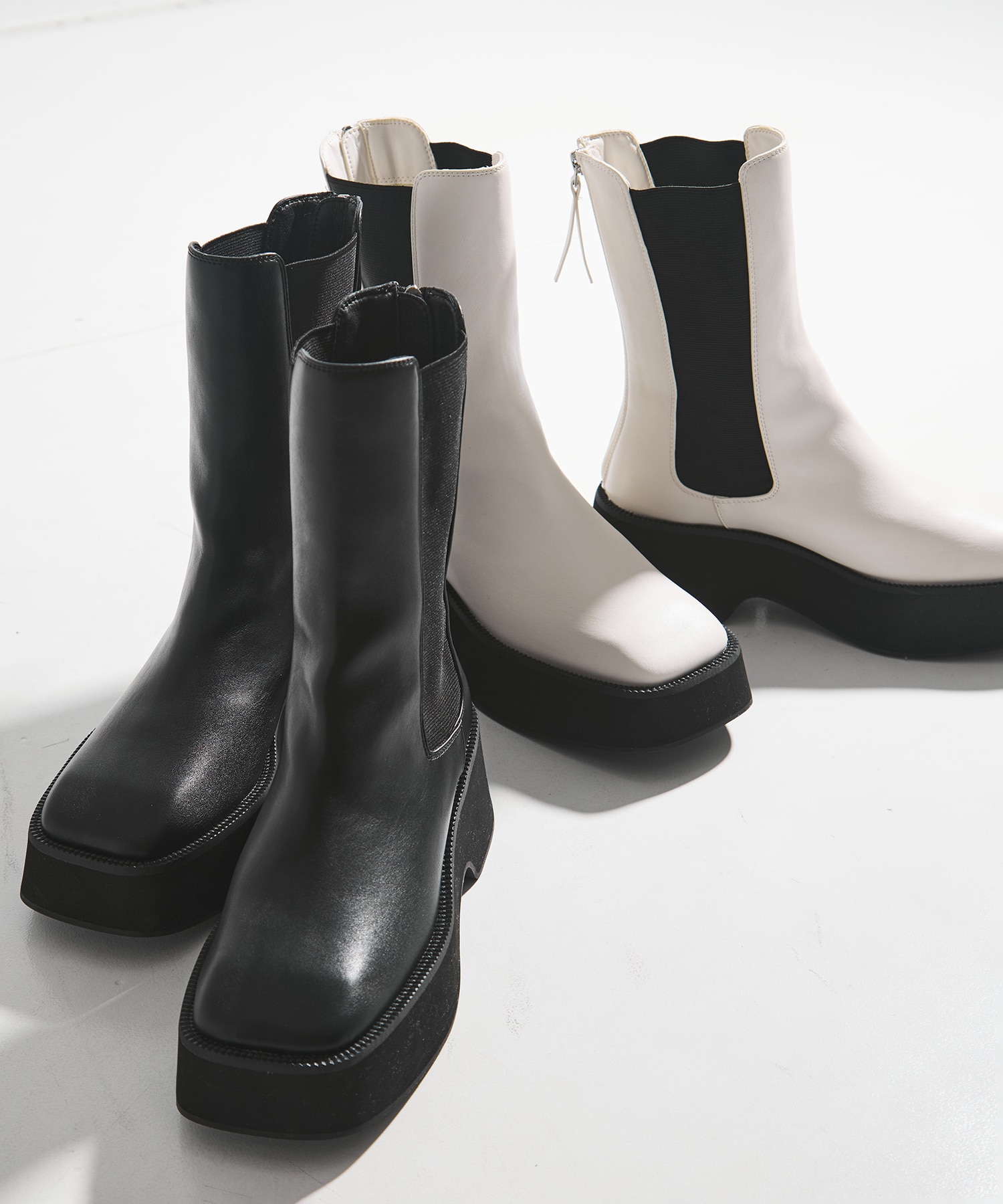 Square Toe Boots STUDIOUS