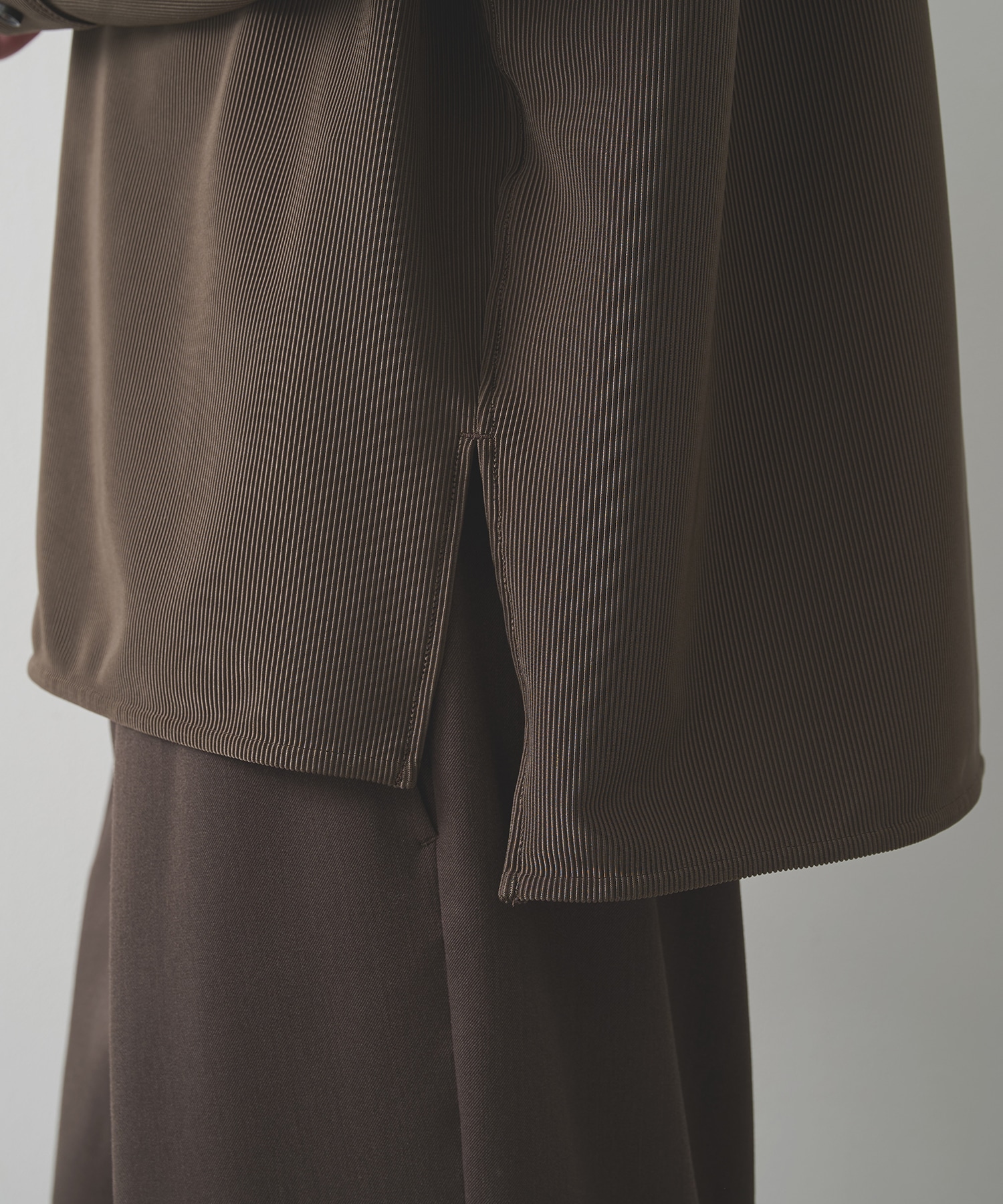 ナロープリーツリラックスシャツ STUDIOUS