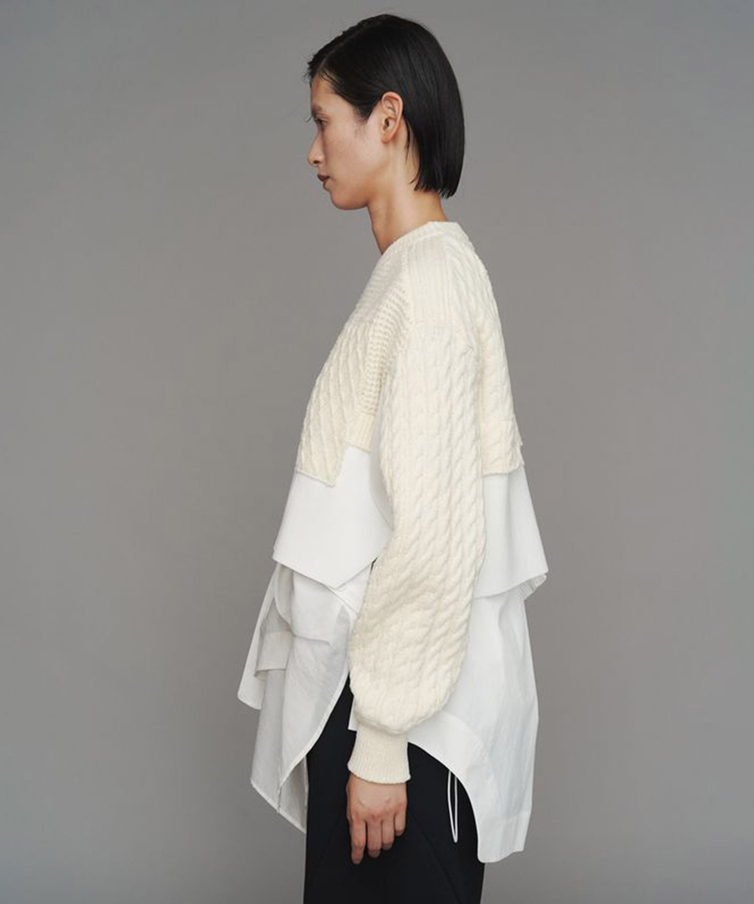CABLE LAYER SHORT KNIT TOP UN3D.