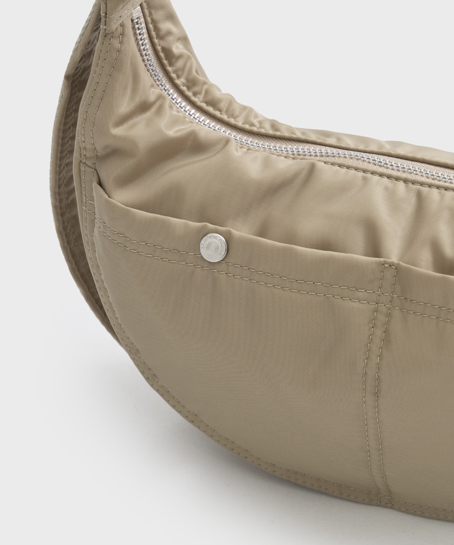 別注nylon moon shoulder bag beautiful people