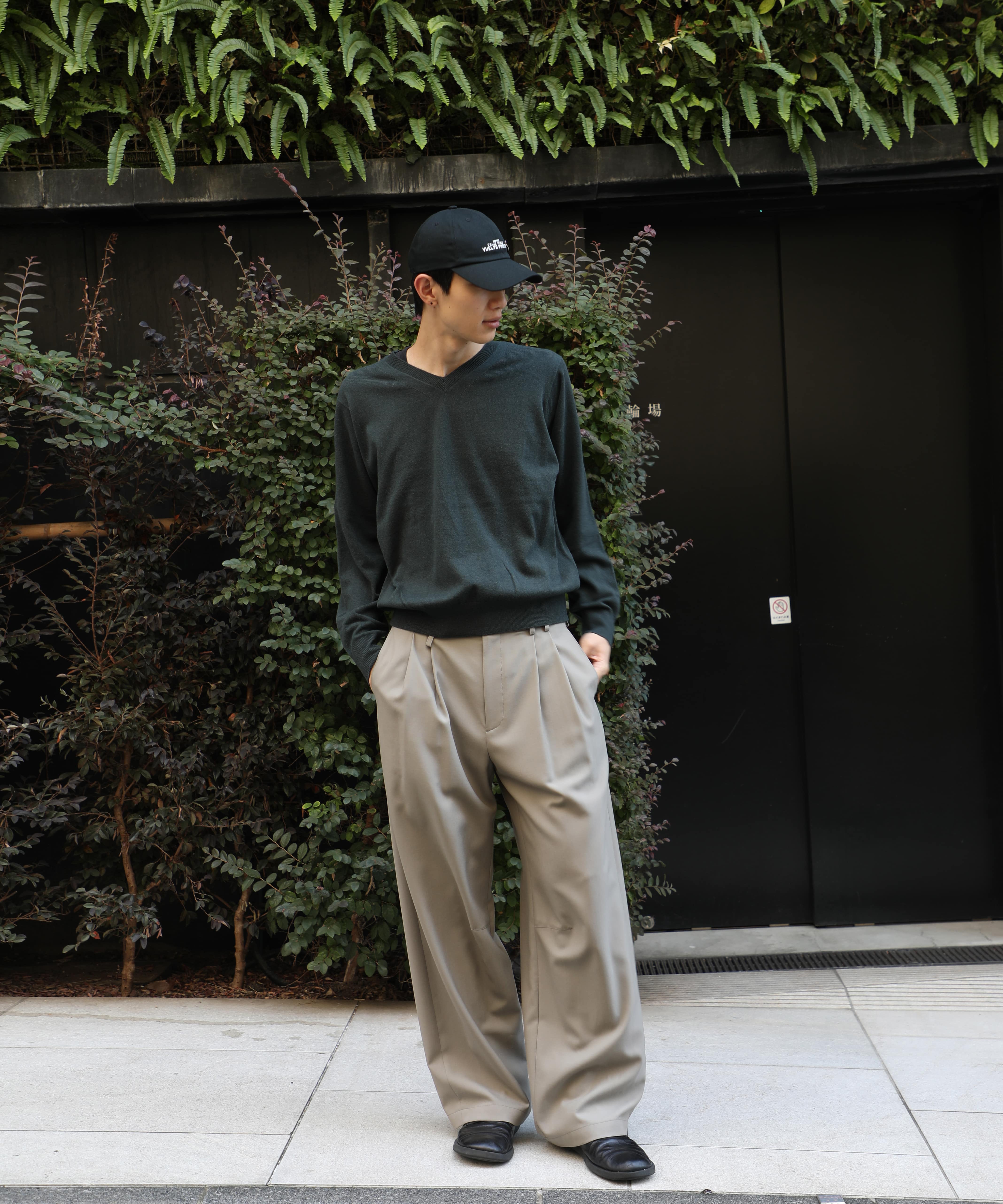 2Tuck Curve Slacks STUDIOUS