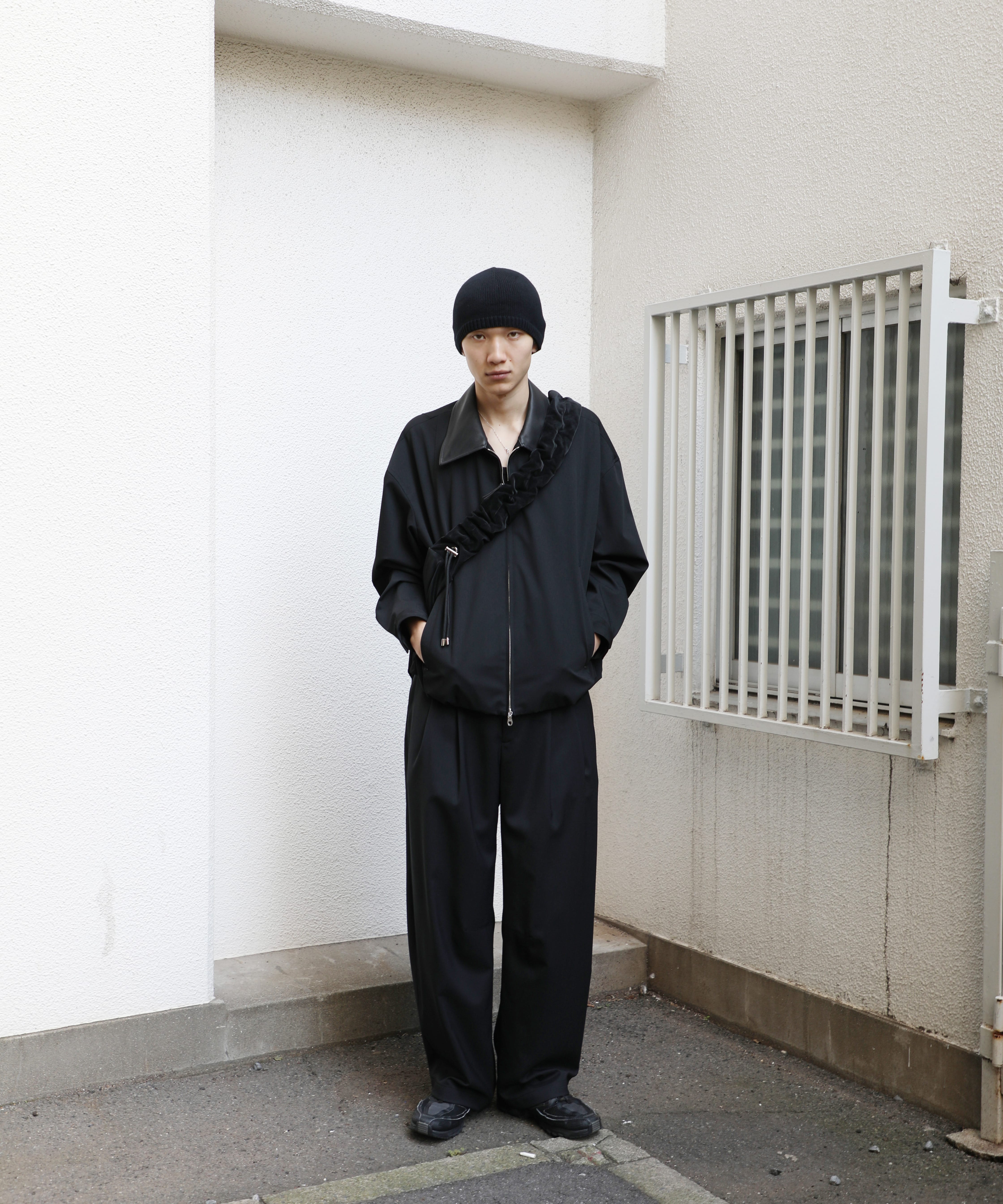 Leather collar Balloon Blouson STUDIOUS