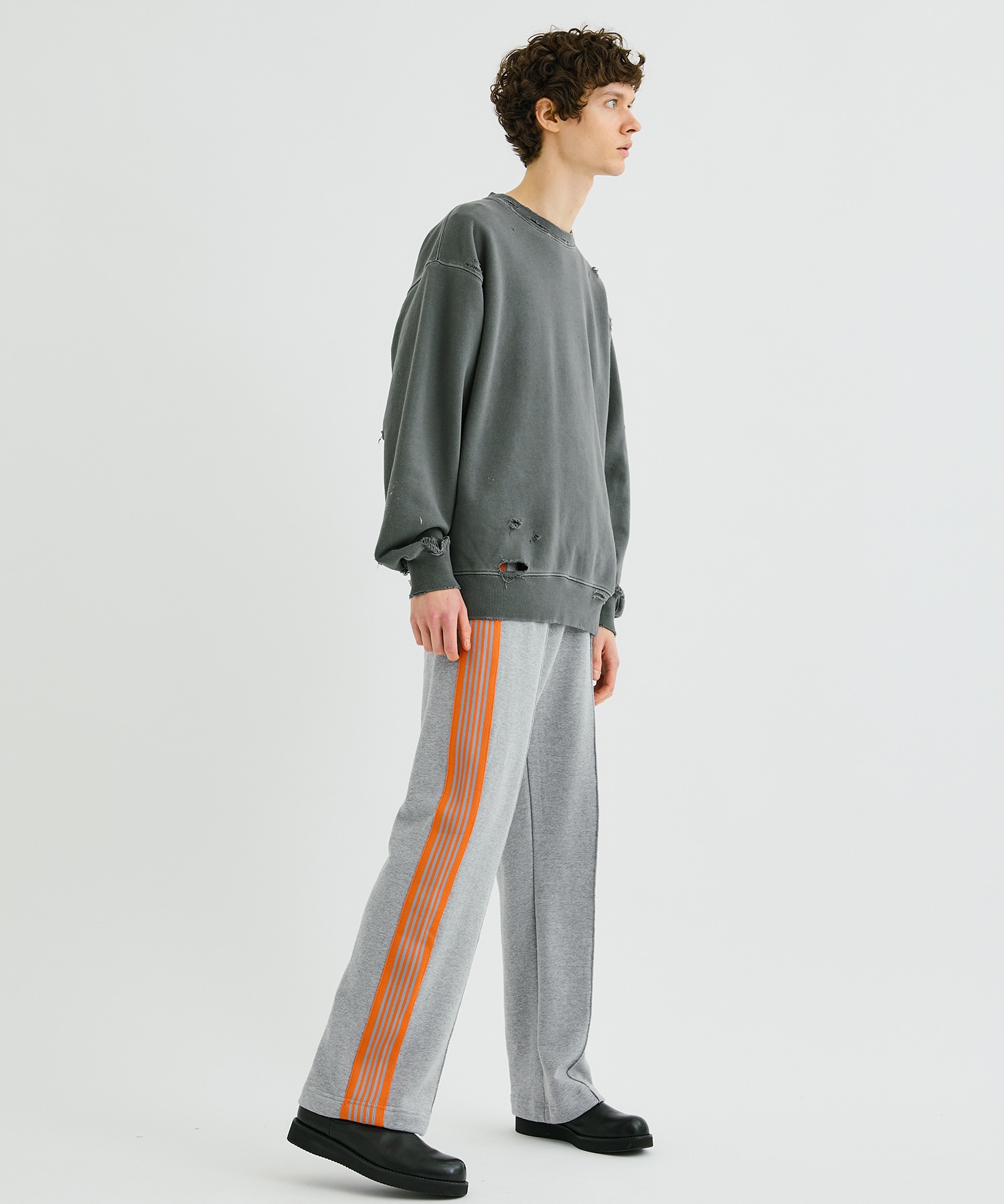 NEEDLES TRACKPANTS 別注STUDIOUS エクリュS - パンツ