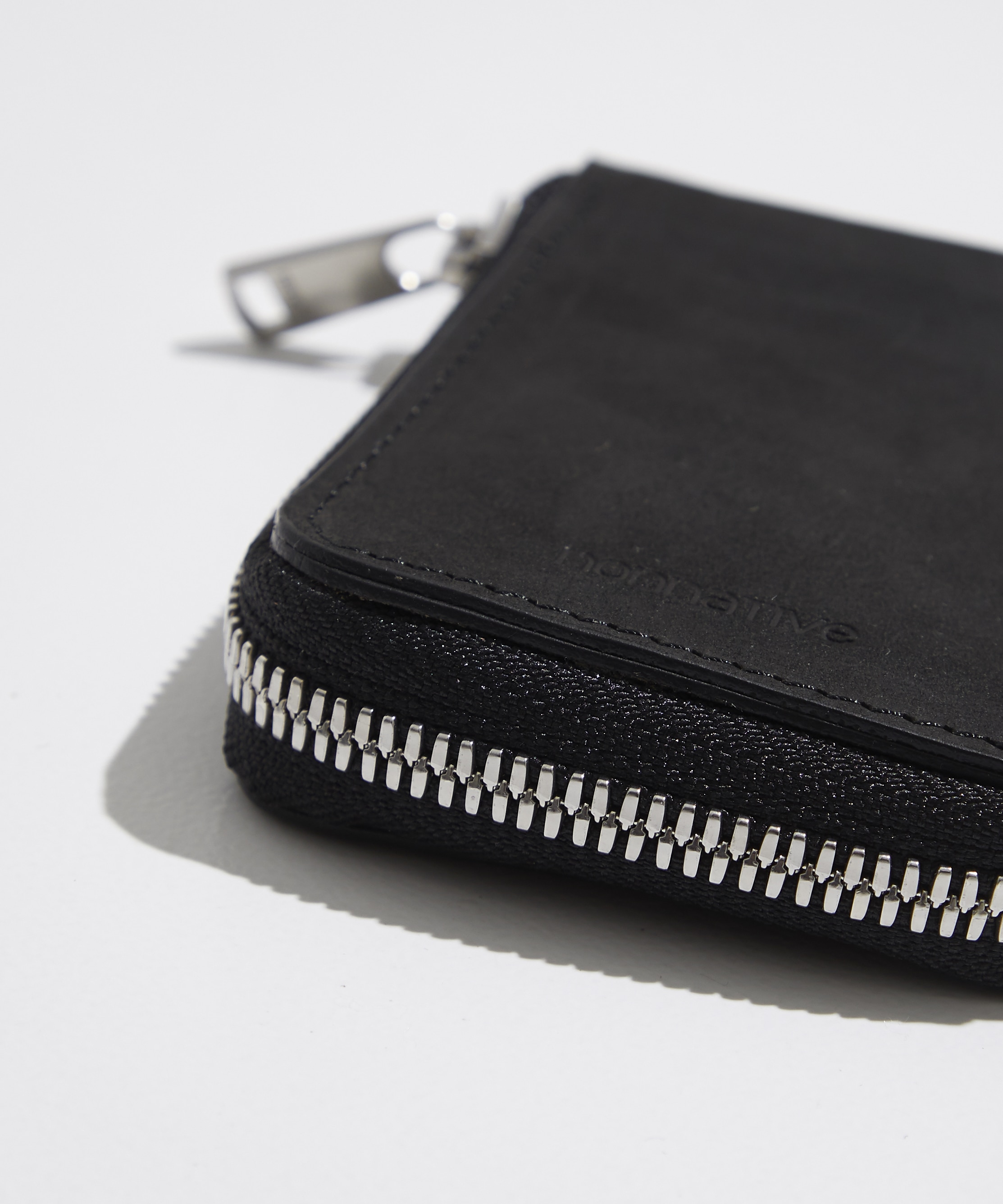 DWELLER NECK WALLET COW LEATHER | nonnative