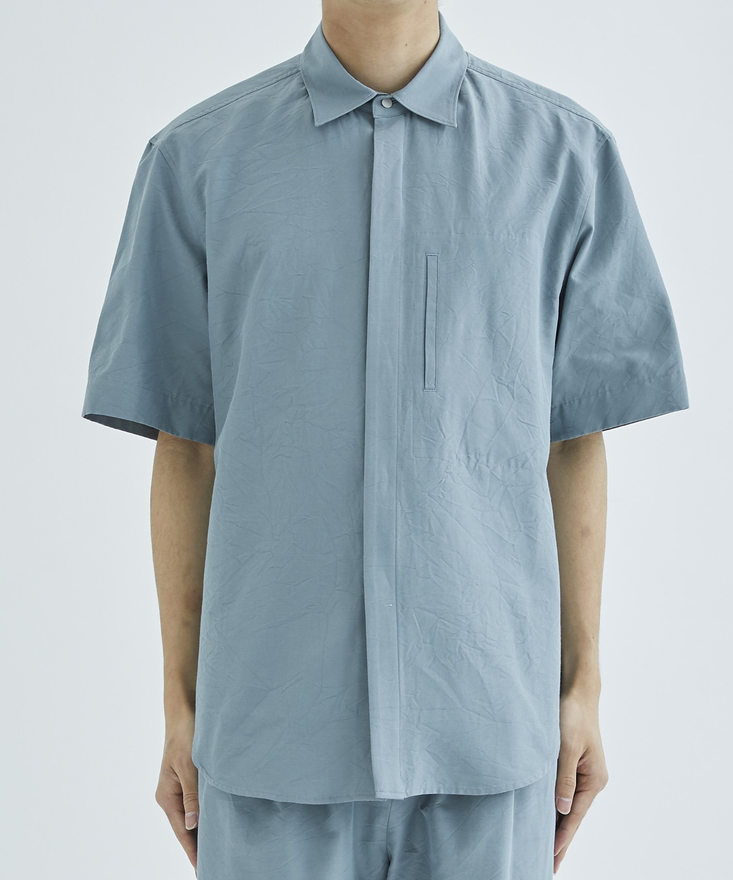 FLY FRONT SHORT-SLEEVED SHIRT | IRENISA