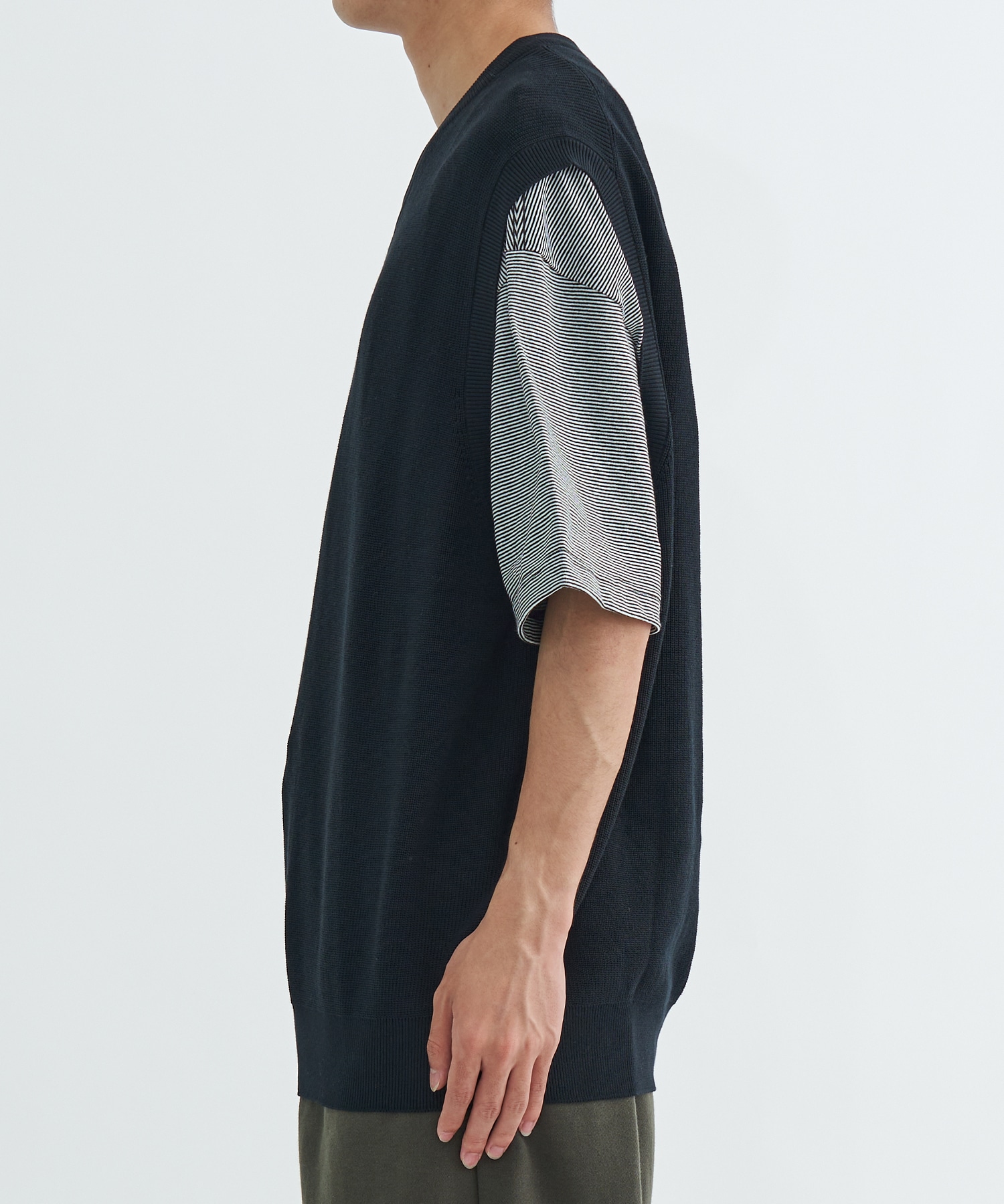 Hard Twisted Yarn Rib Stitch V Neck Vest | www.bartislaw.com