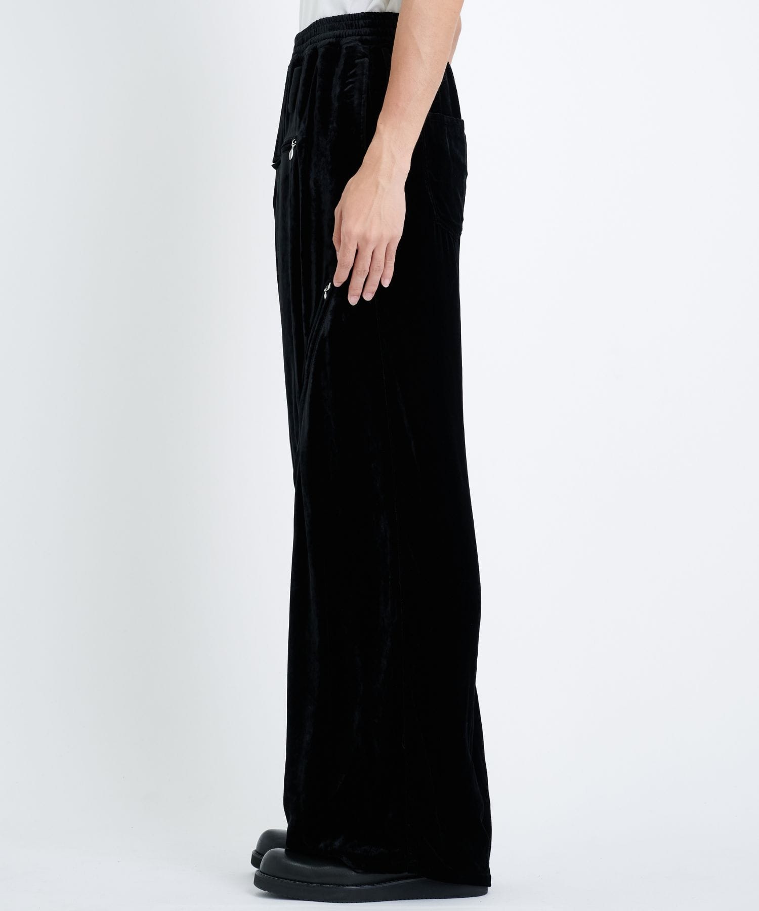 VELVET ZIPPER EASY PANTS｜MASU