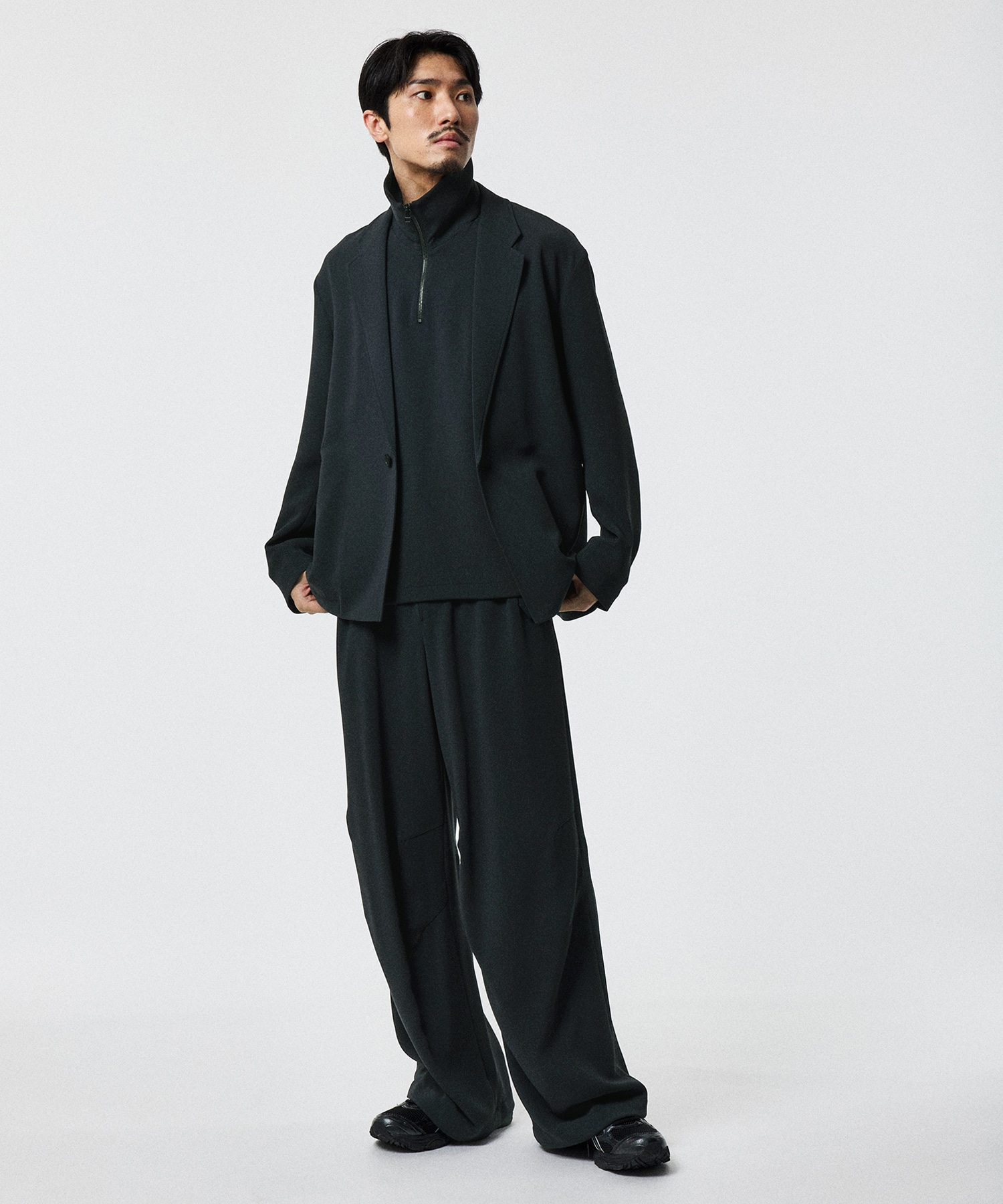 ESSENTIAL RELAX WIDE PANTS STUDIOUS