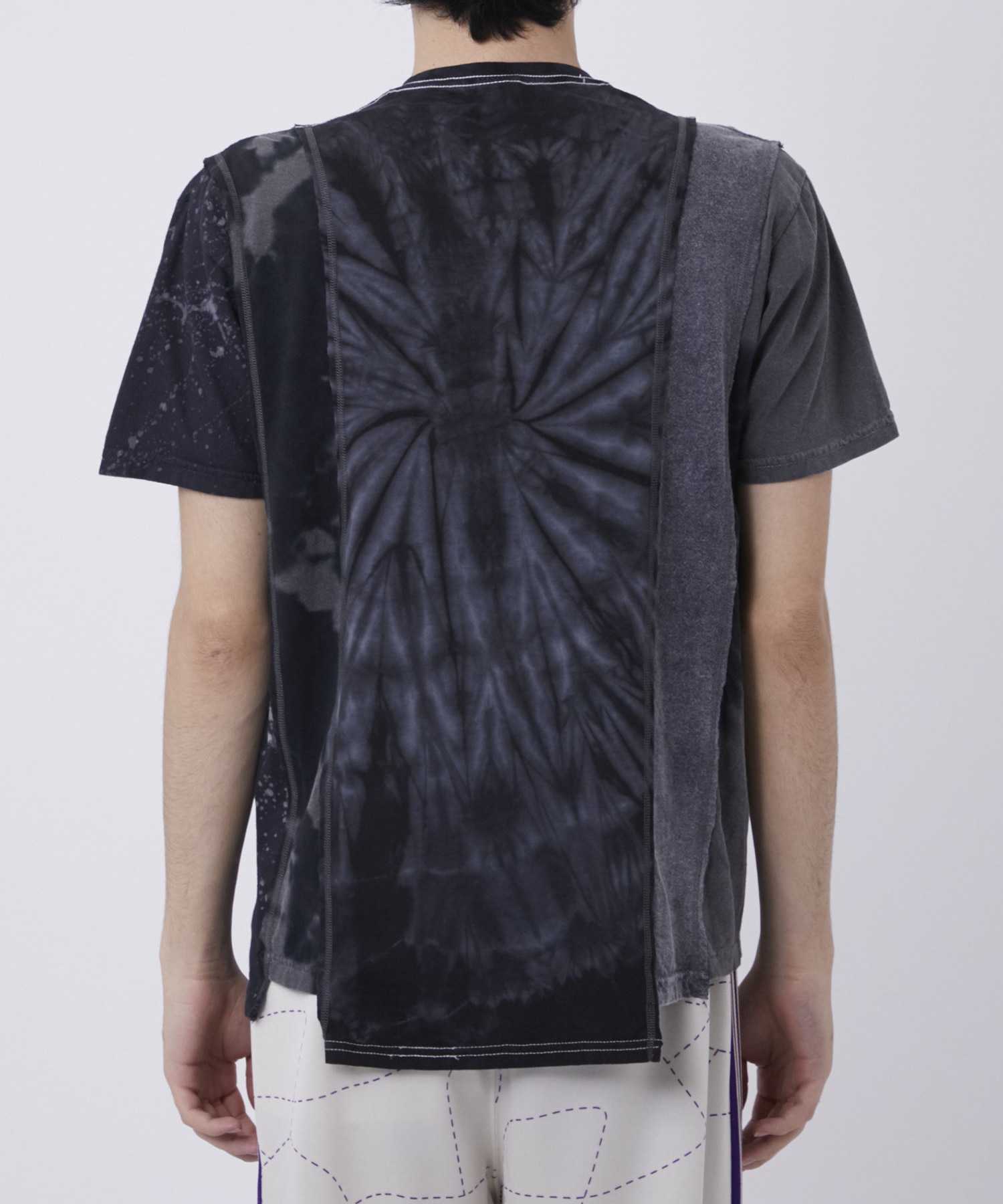 5 Cuts S/S Tee - B&W Mishmash NEEDLES